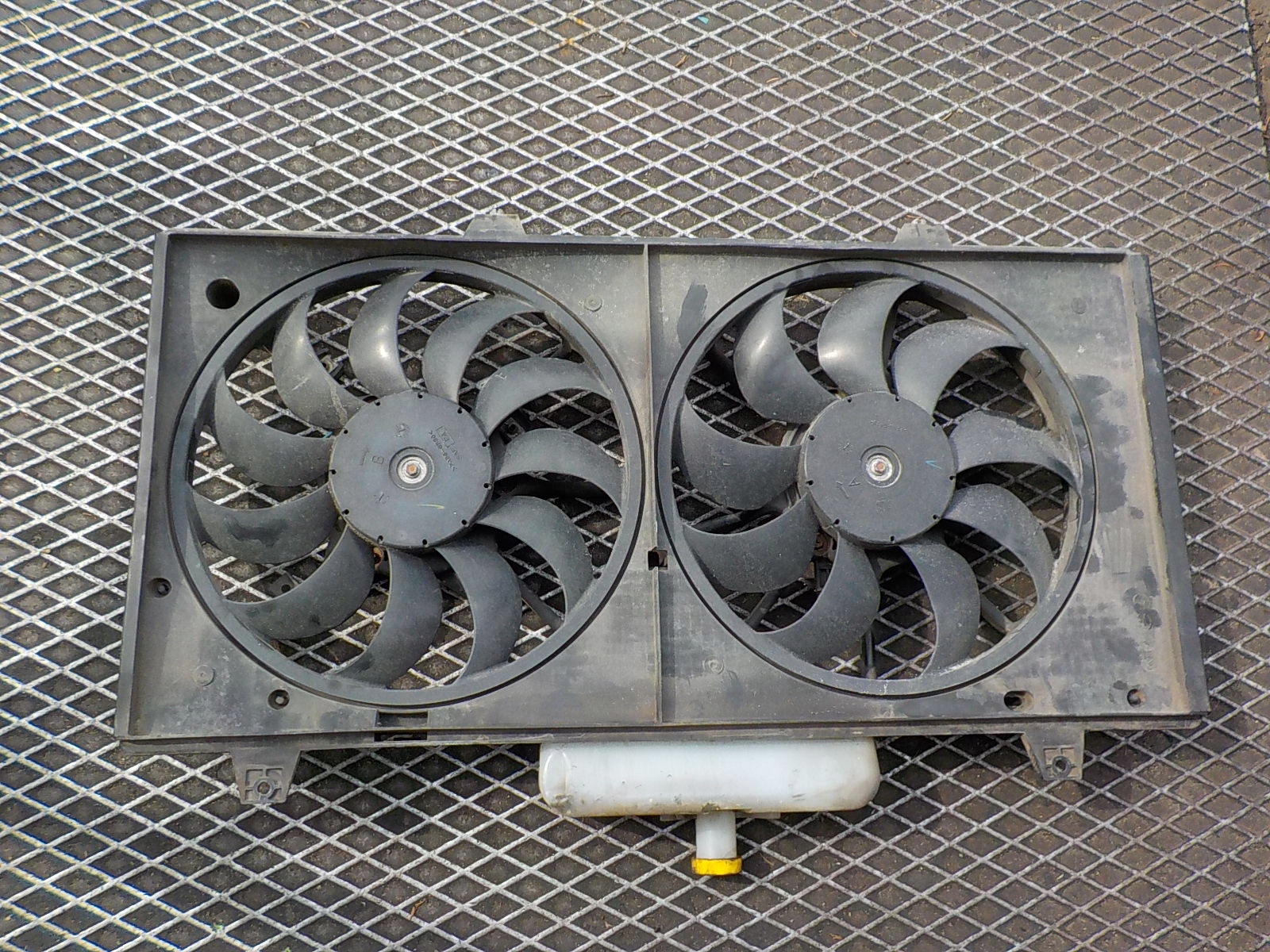 MAZDA 6 II GH fan module radiator A9300001