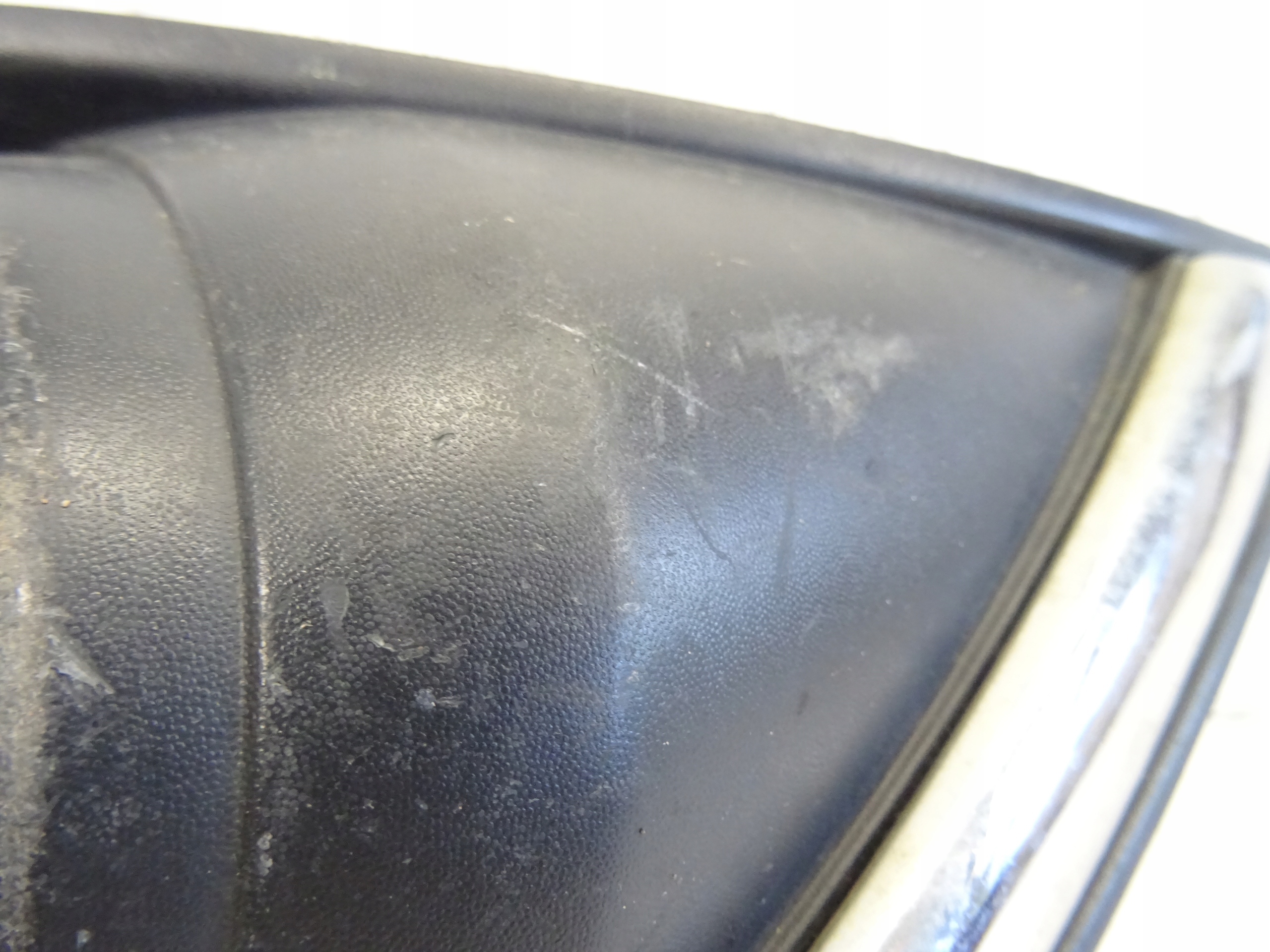 grid of a bumper front front right MITSUBISHI OUTLANDER III 6400H702