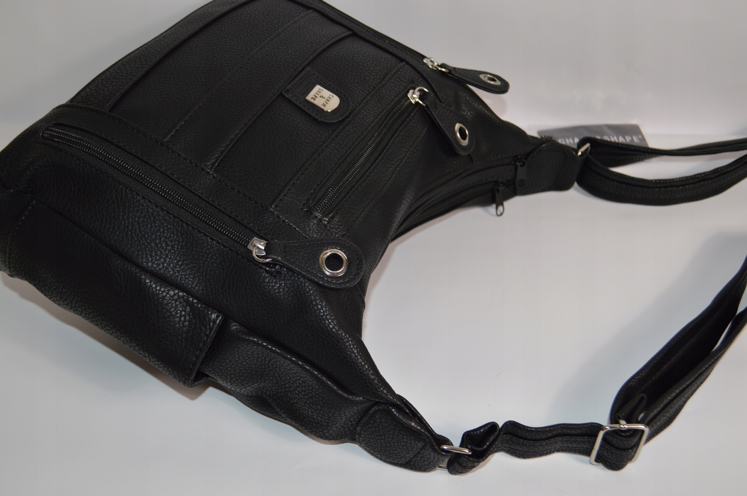 DUŻA TOREBKA DAMSKA LISTONOSZKA NA RAMIĘ Kolor czarny