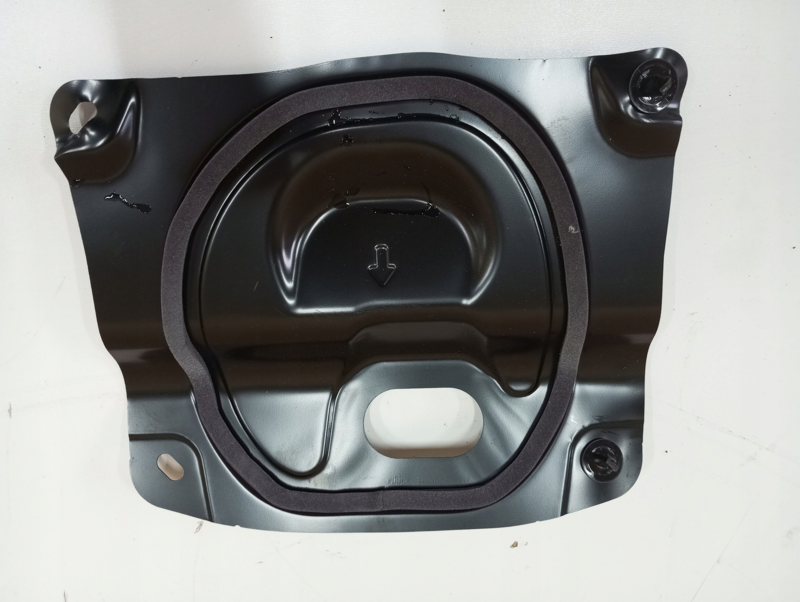 Blende Abdeckung tank DACIA JOGGER 748480851R