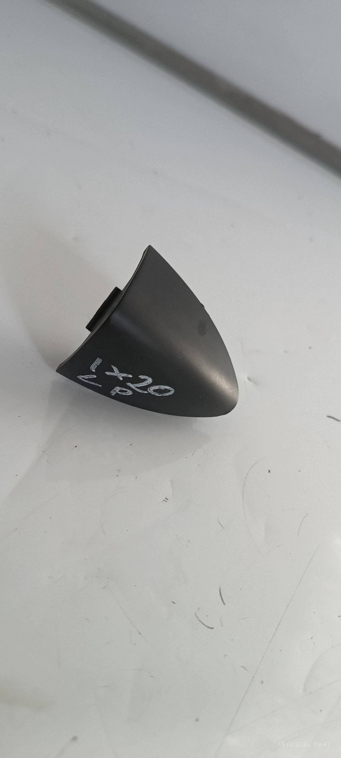 HYUNDAI IX20 spoiler handles left front left 2010