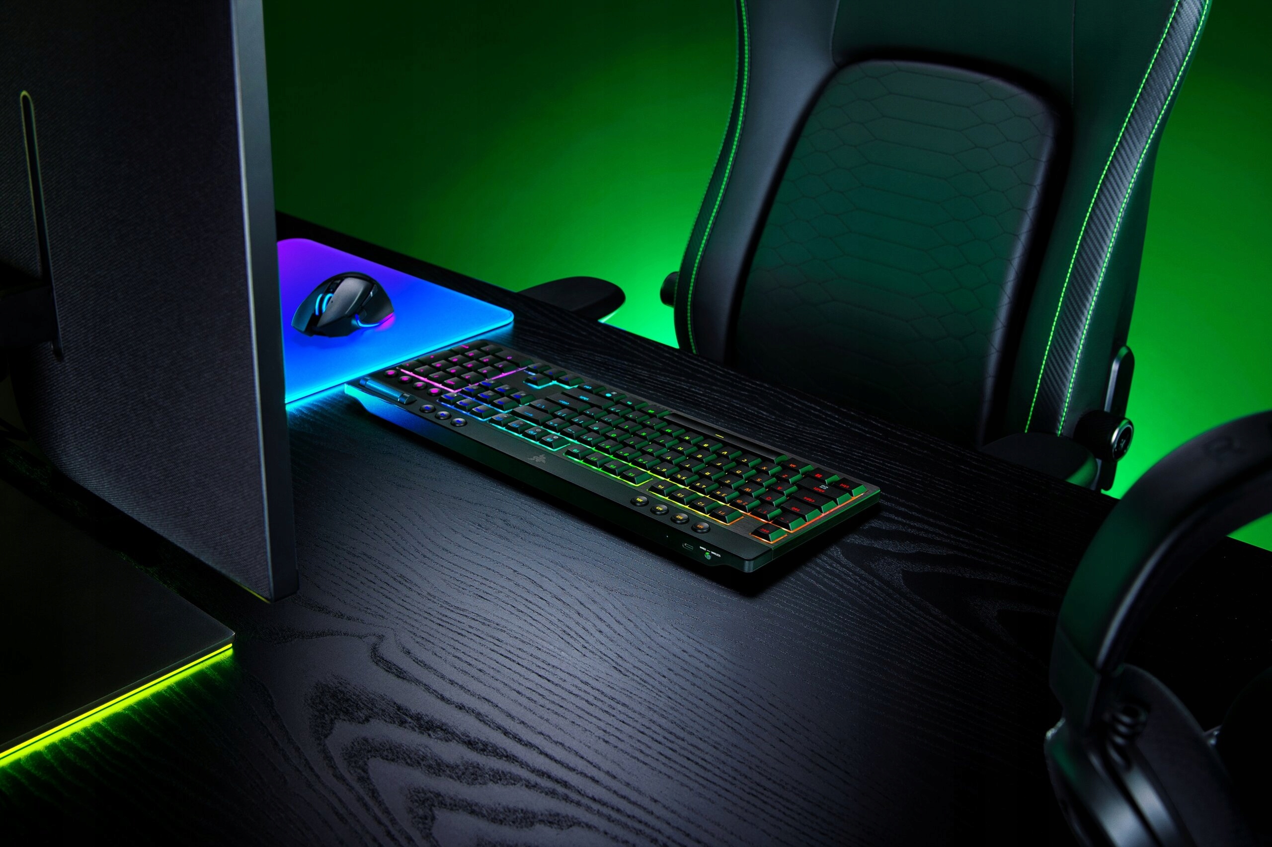 Razer Klawiatura BlackWidow V4 Low-Profile HyperSpeed, Zielony, US — 18