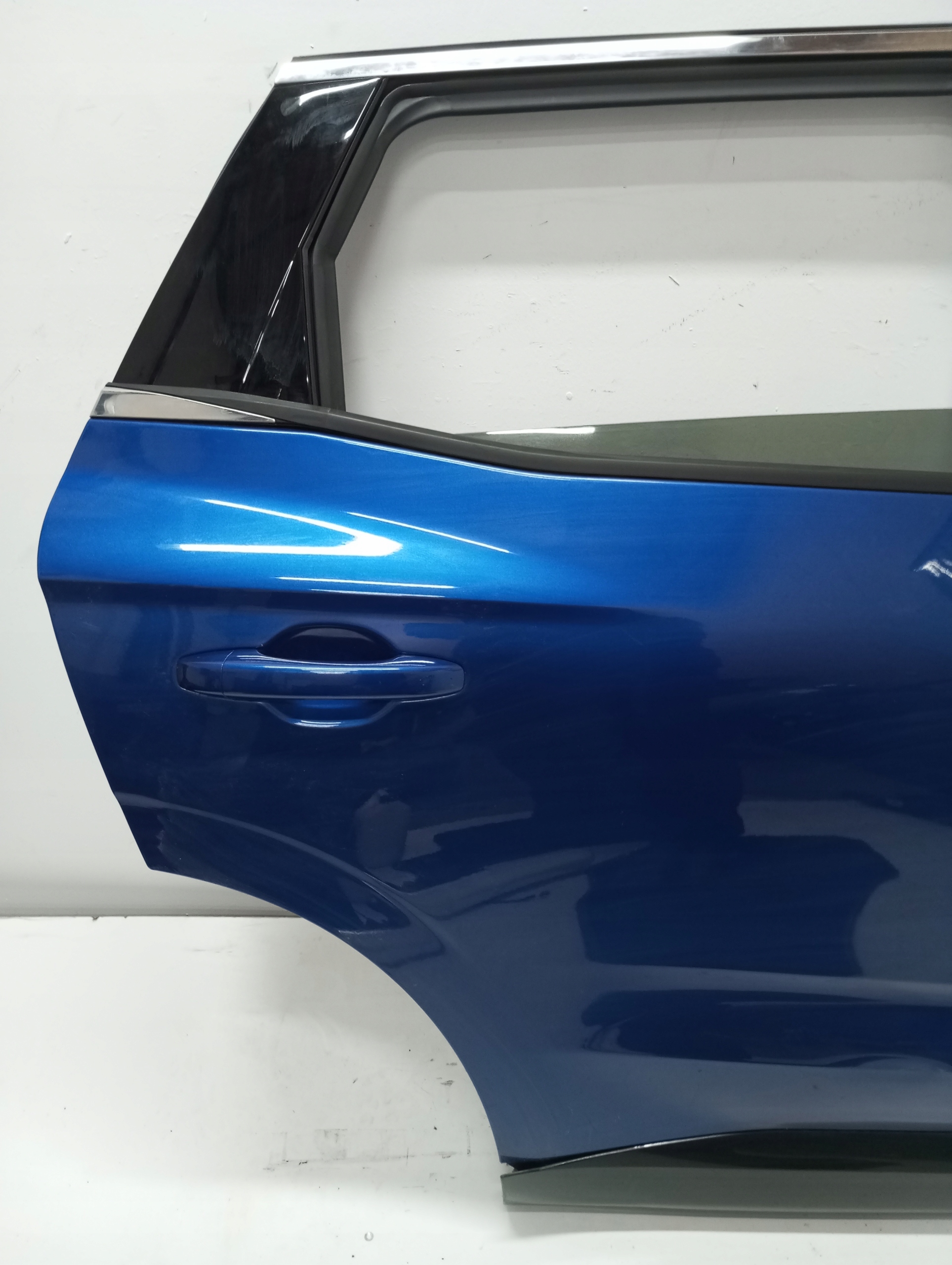 door right rear. RENAULT AUSTRAL 23R