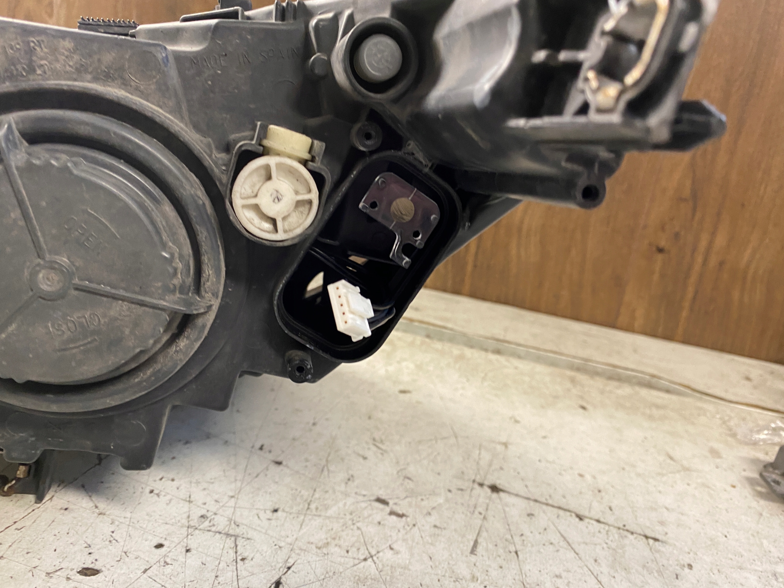 BMW i3 правый передний full led