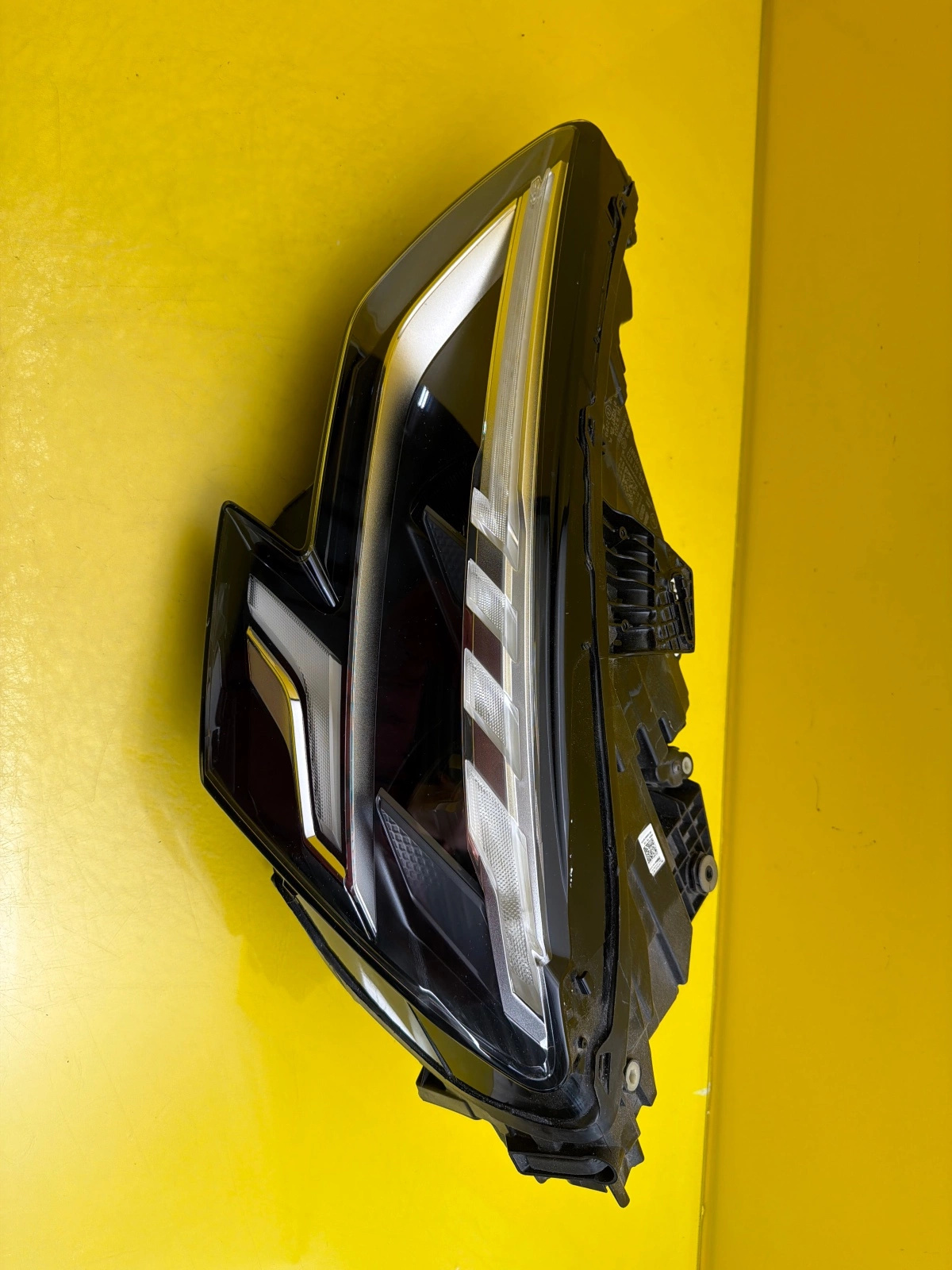 light left front Audi A3 8Y 2020- Full Led 8Y0941033