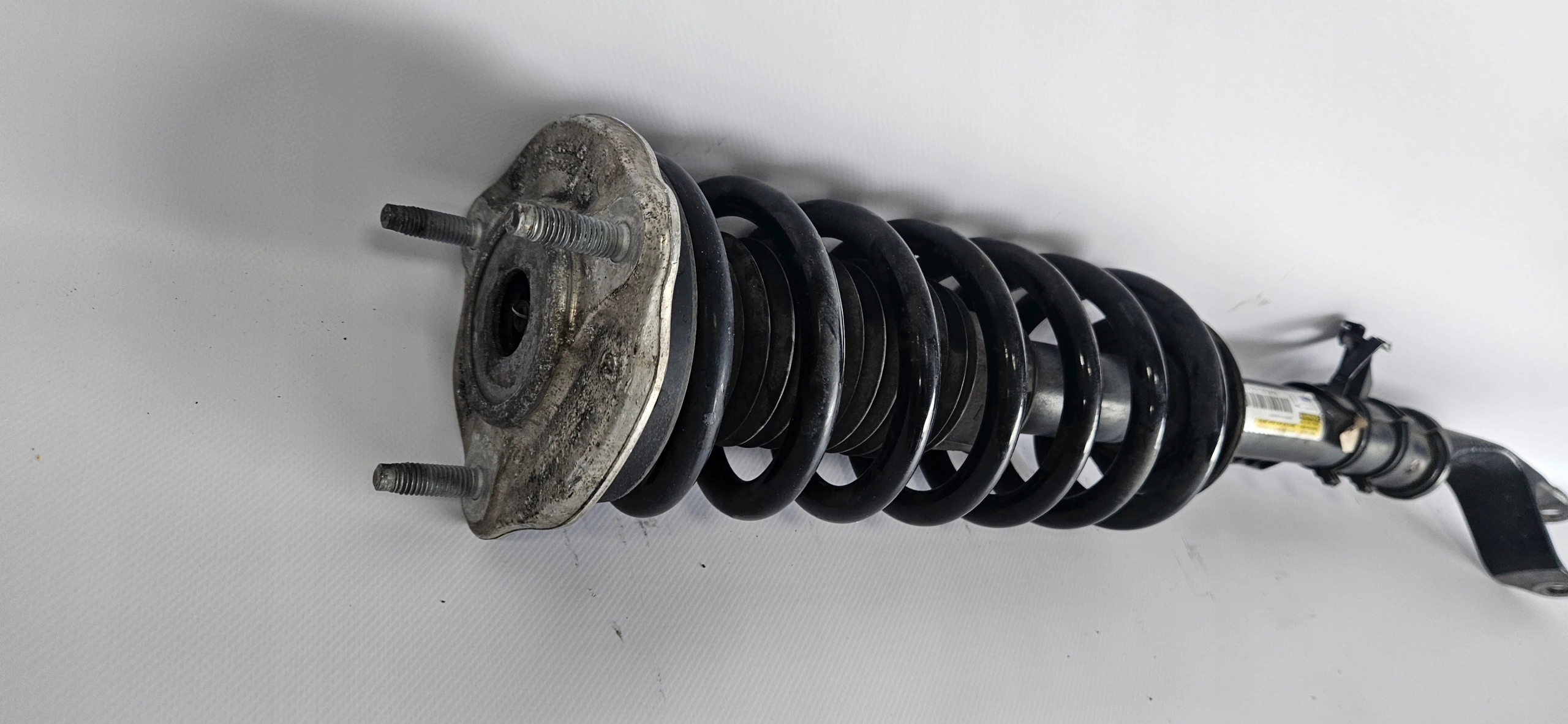 shock absorber left front MERCEDES GLC W253
