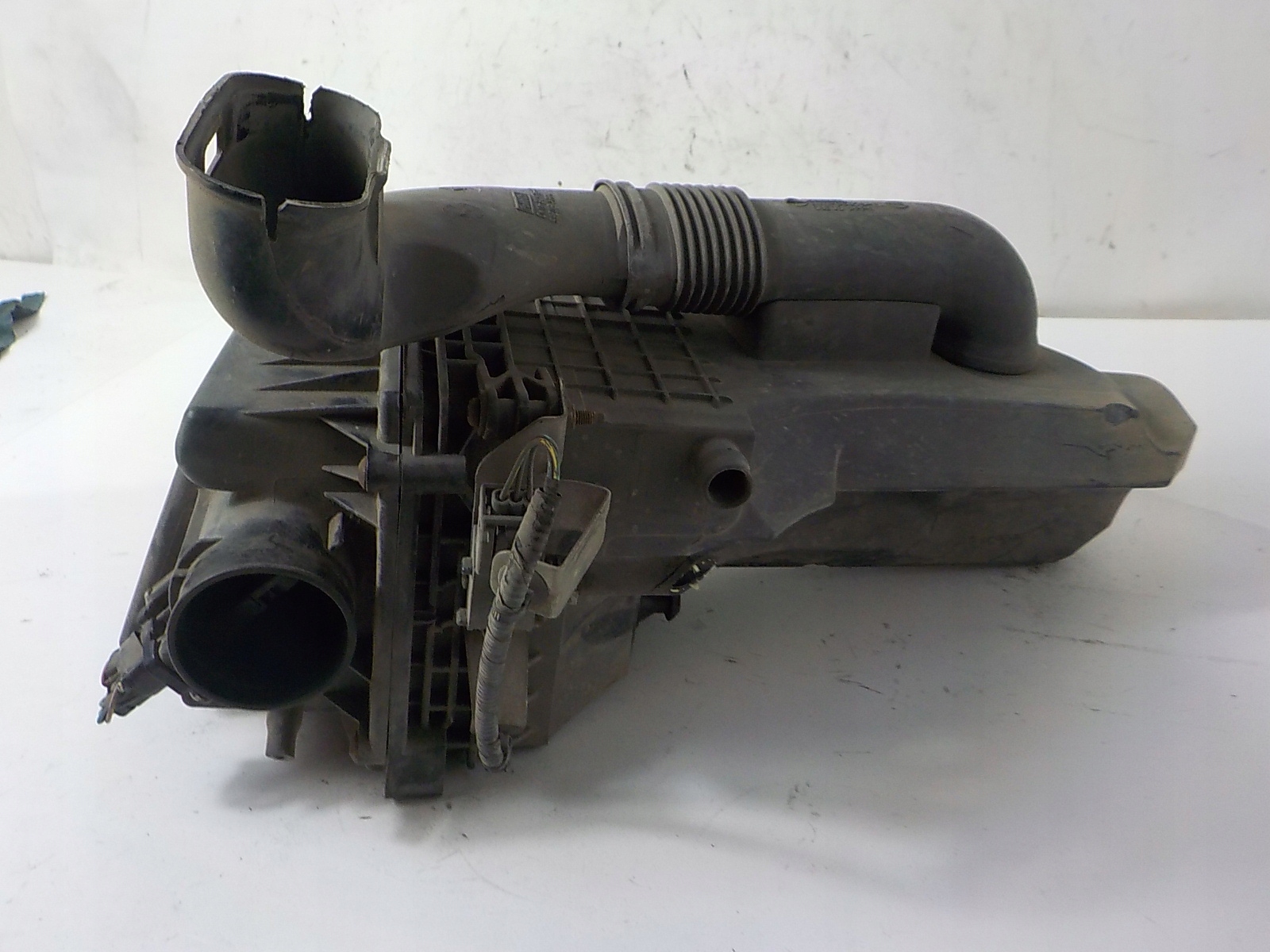 FORD FIESTA MK7 luftfiltergehäuse C1B1-9C662-AB CN11-9C676-BA CA