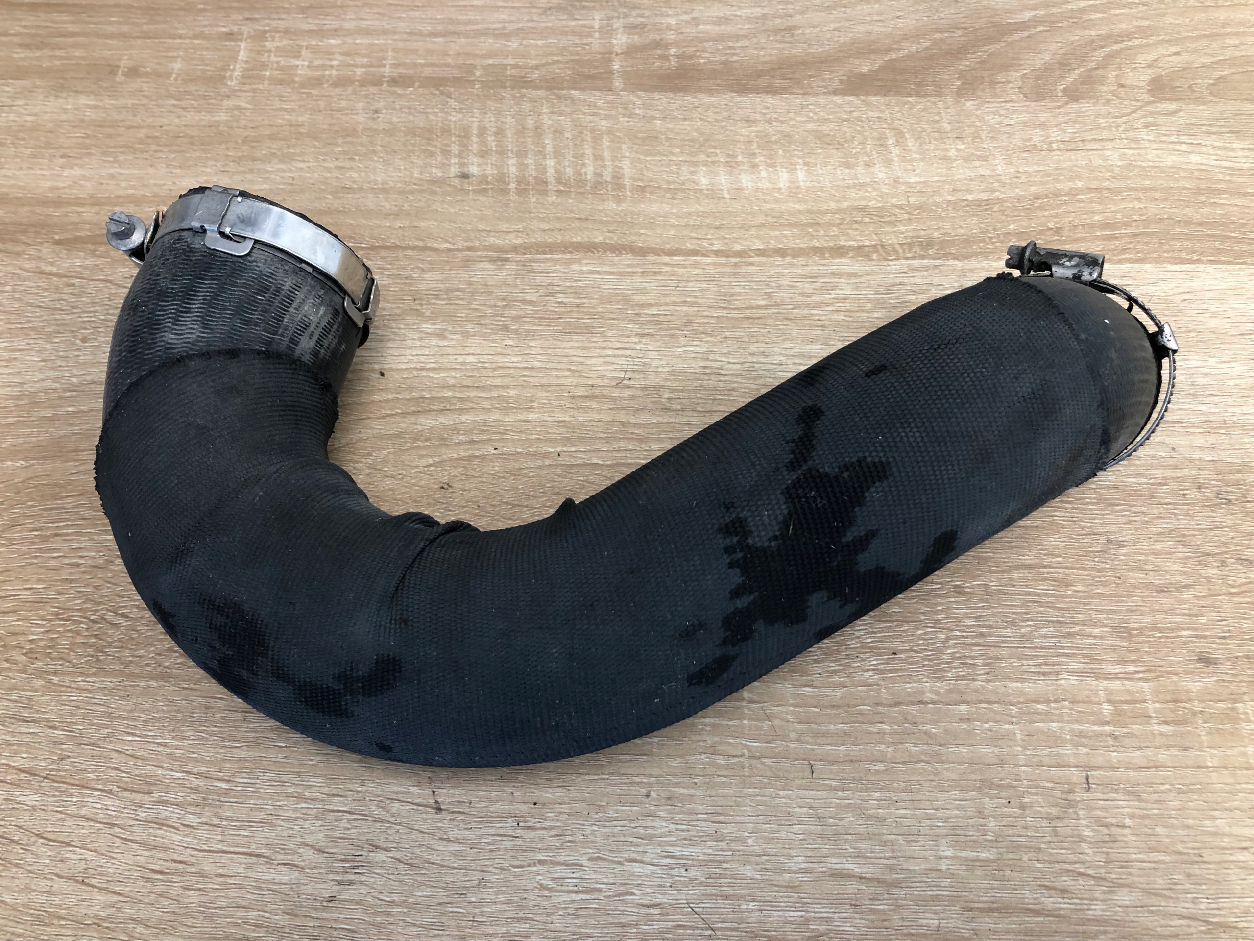 cső, csővezeték cső intercooler AUDI A6 C7 4G0145738AA
