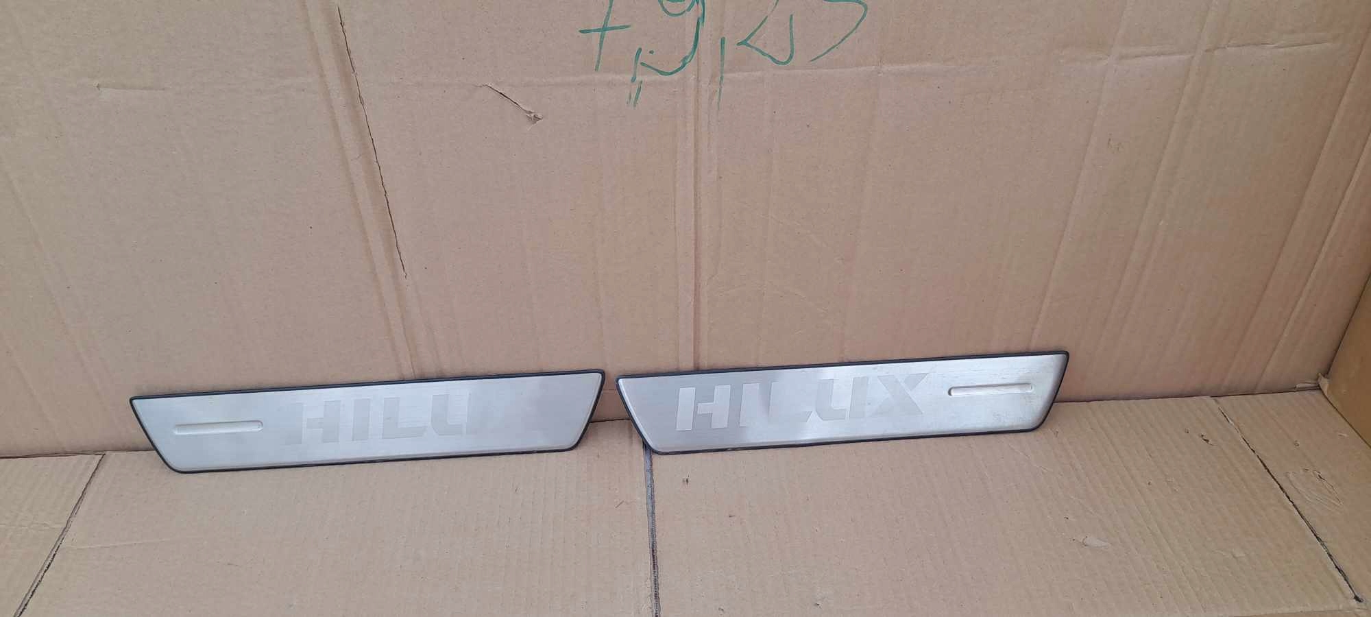 moulding threshold TOYOTA HILUX VIII 2015- PC382-0K004