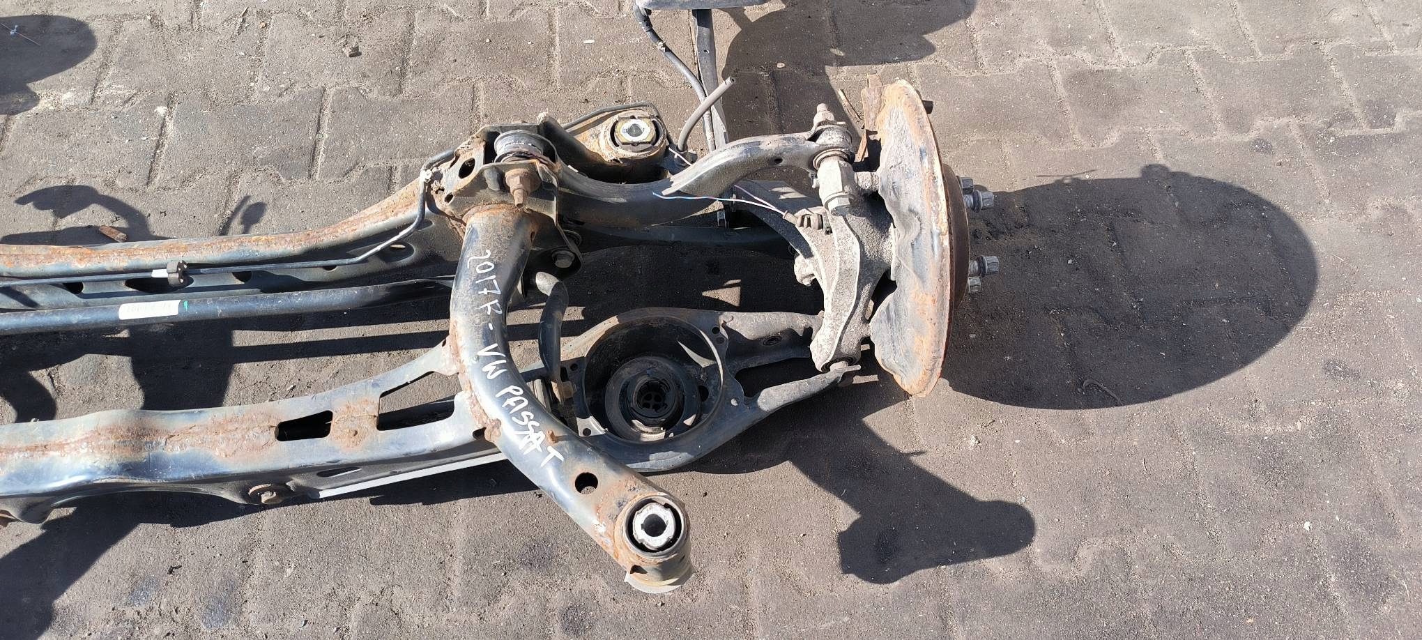 träger / Achsträger heck VOLKSWAGEN PASSAT B8