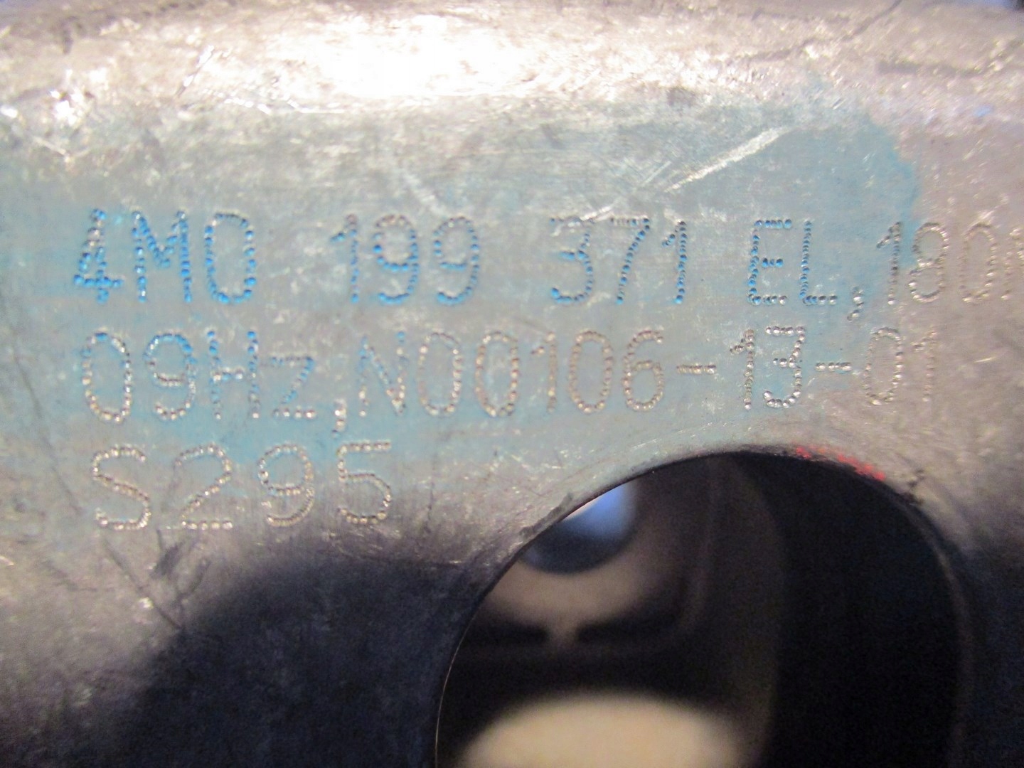 STÜTZE AIRBAG 4M0199371EL