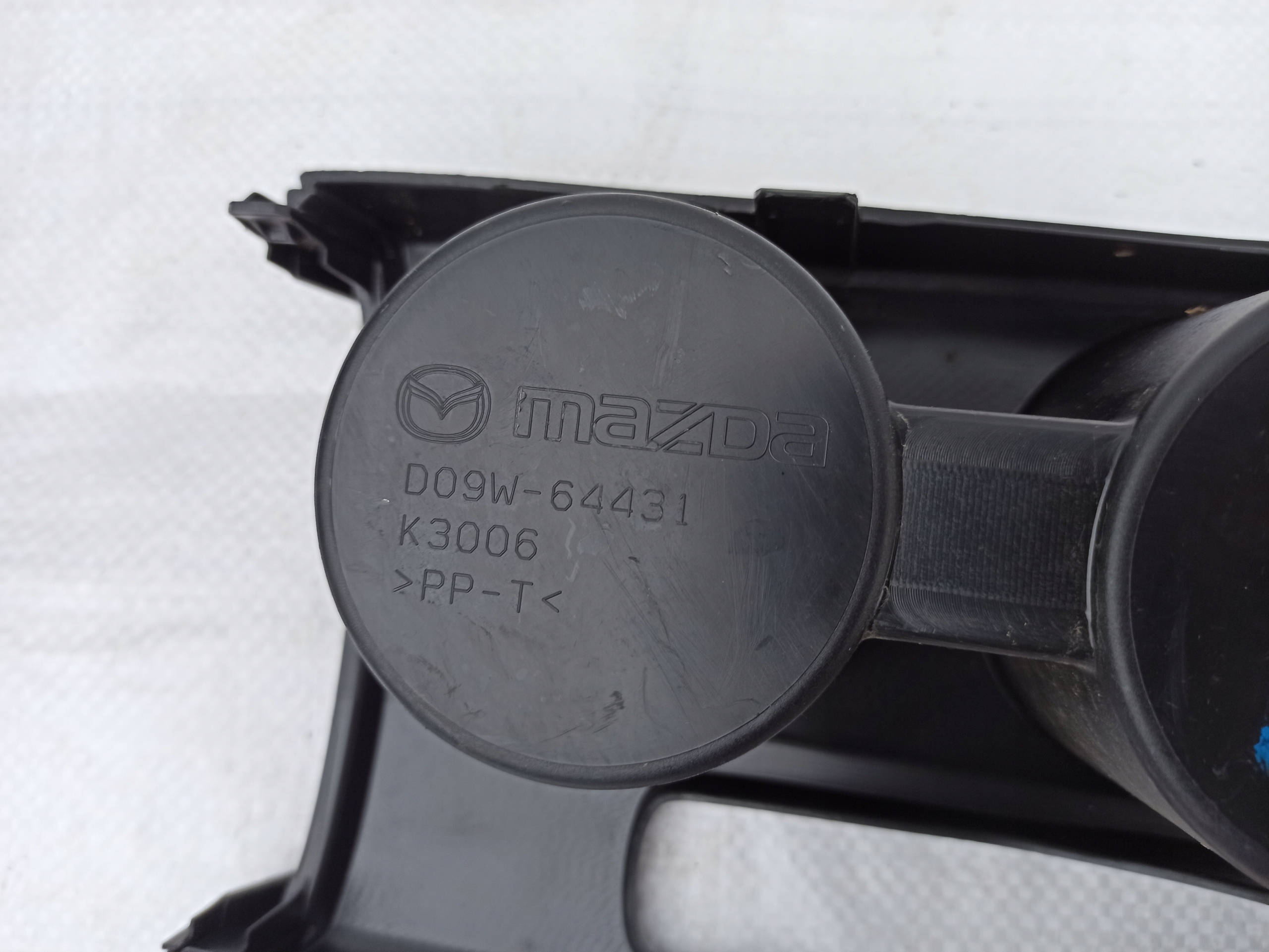 тунель середина mazda oe D09W64431