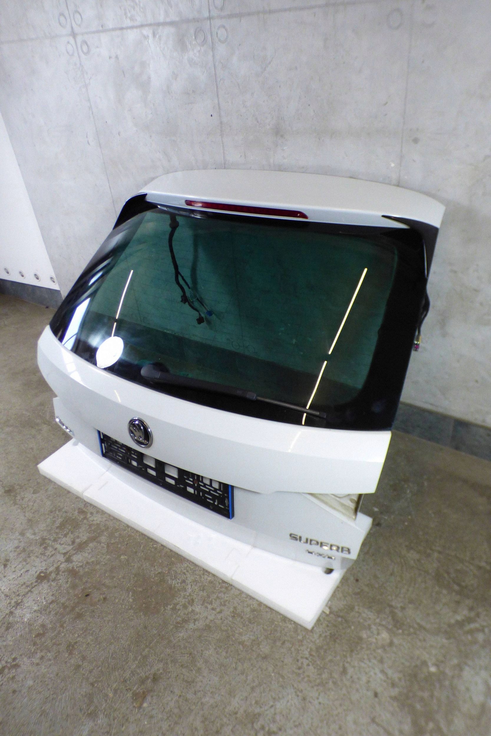 trunk door boot st.BDB ORYG.LAKIER LF9E SKODA SUPERB III KOMBI