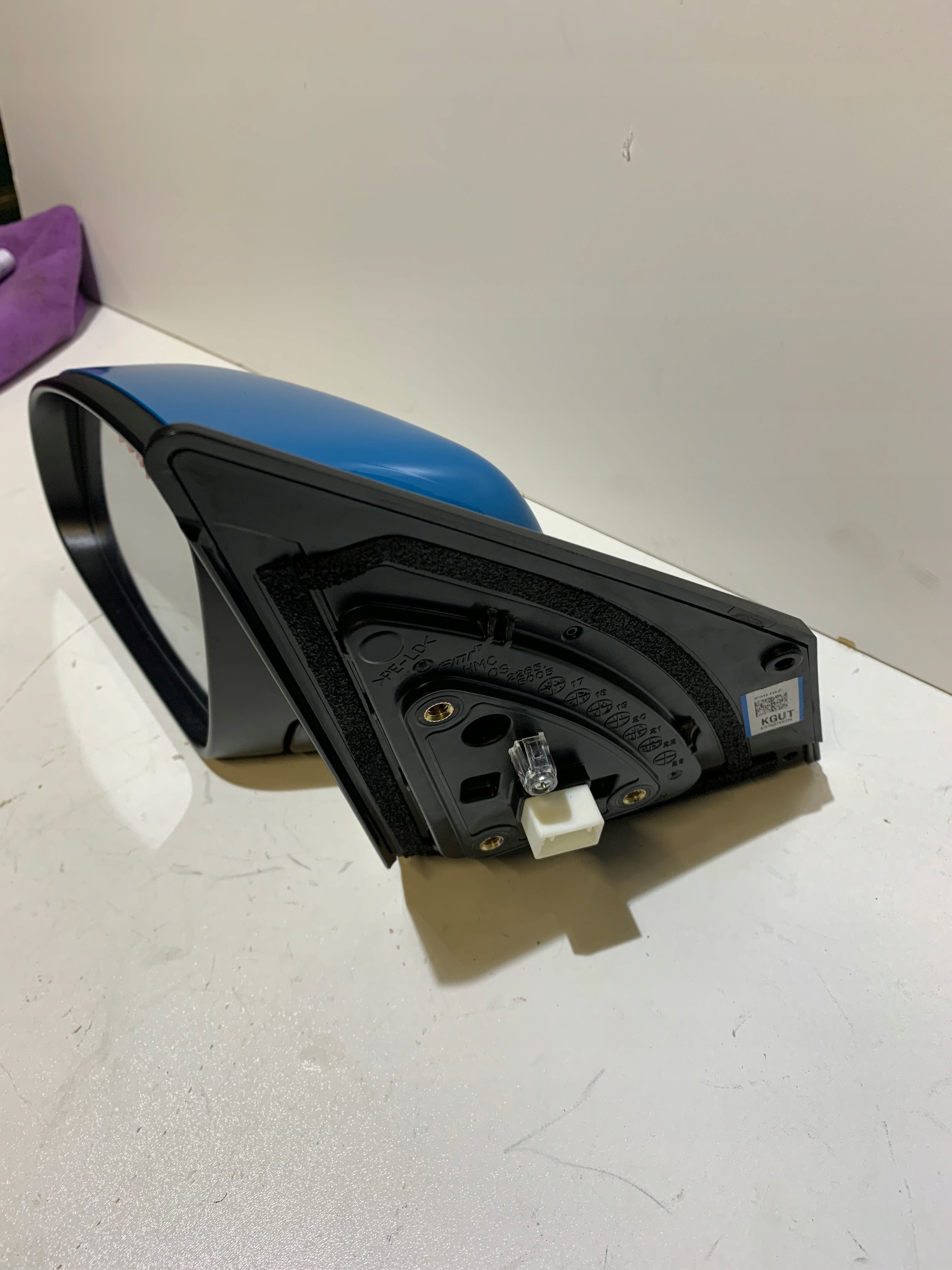 Hyundai Kona 2022 left mirror 8 PIN UTK