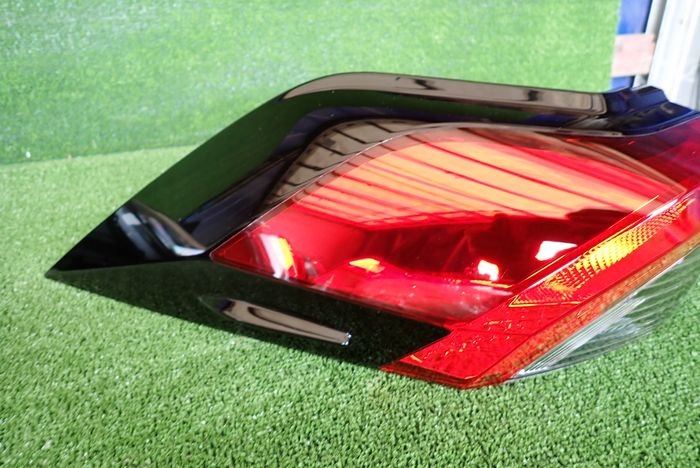 TOOYTA RAV4 19- light left rear rear part