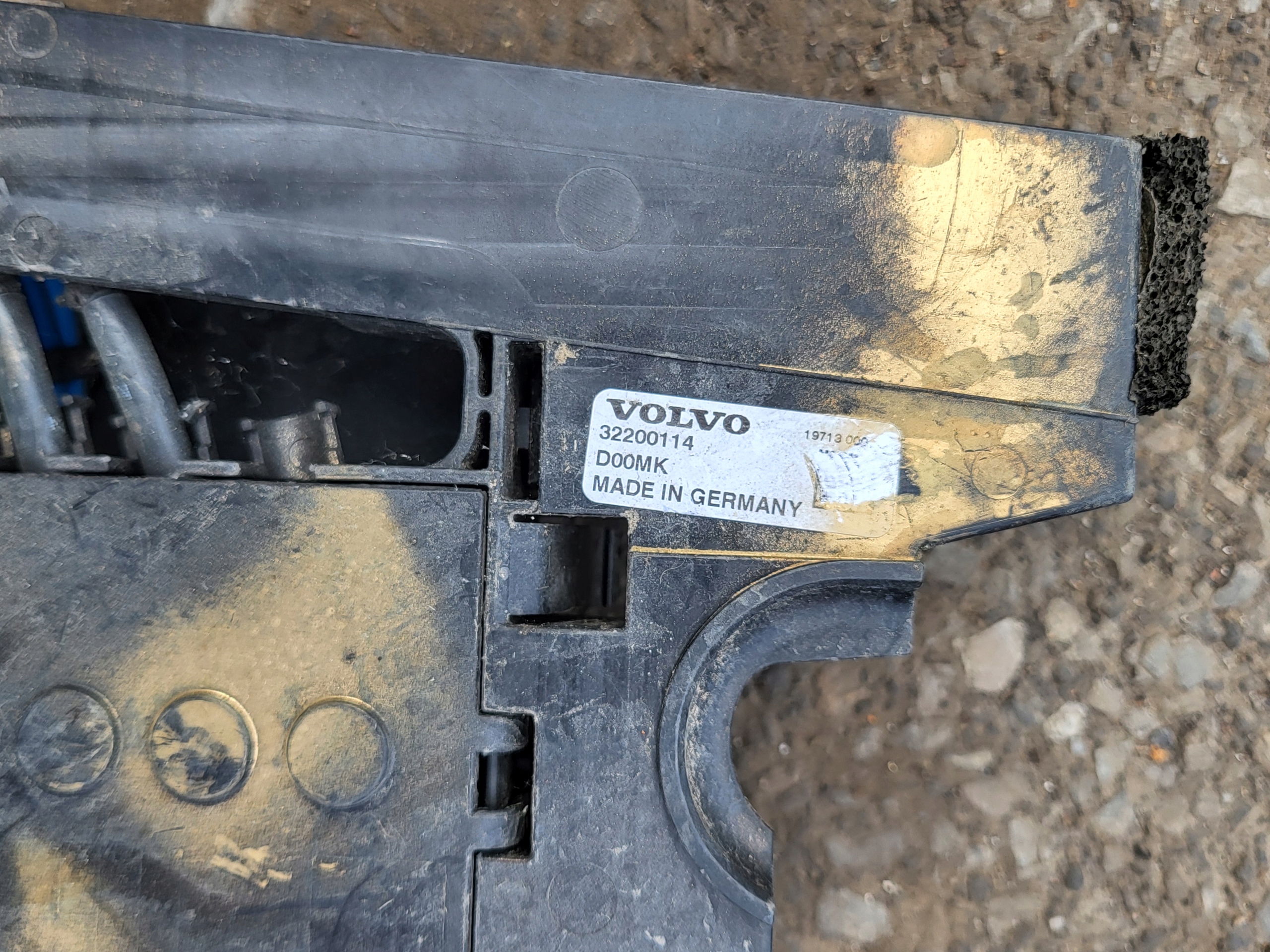 bundle wiring plugs cables of the hose electrics compartment VOLVO OE EU