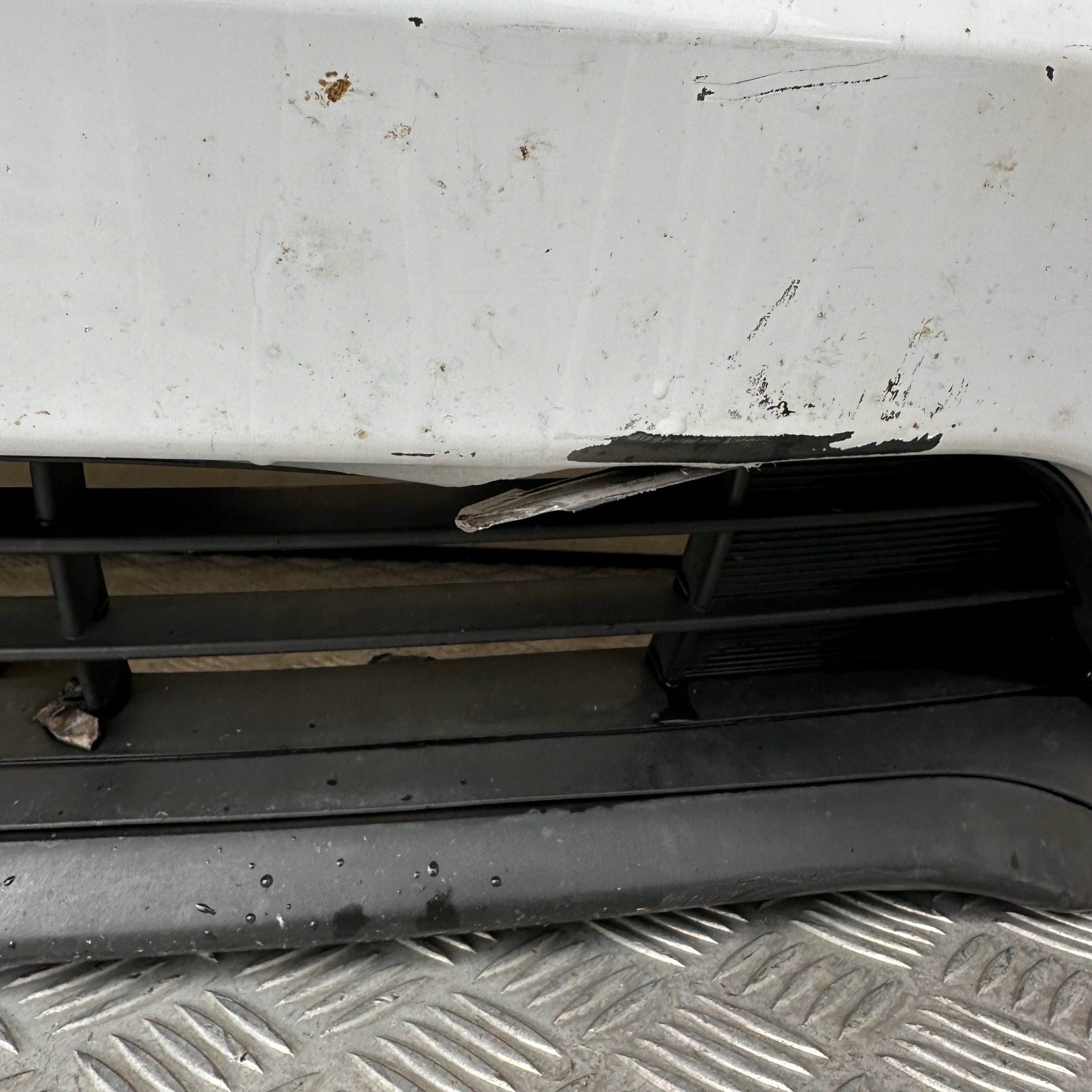 FRONTSTOSSSTANGE KIA SPORTAGE IV 2015 ROK XENON