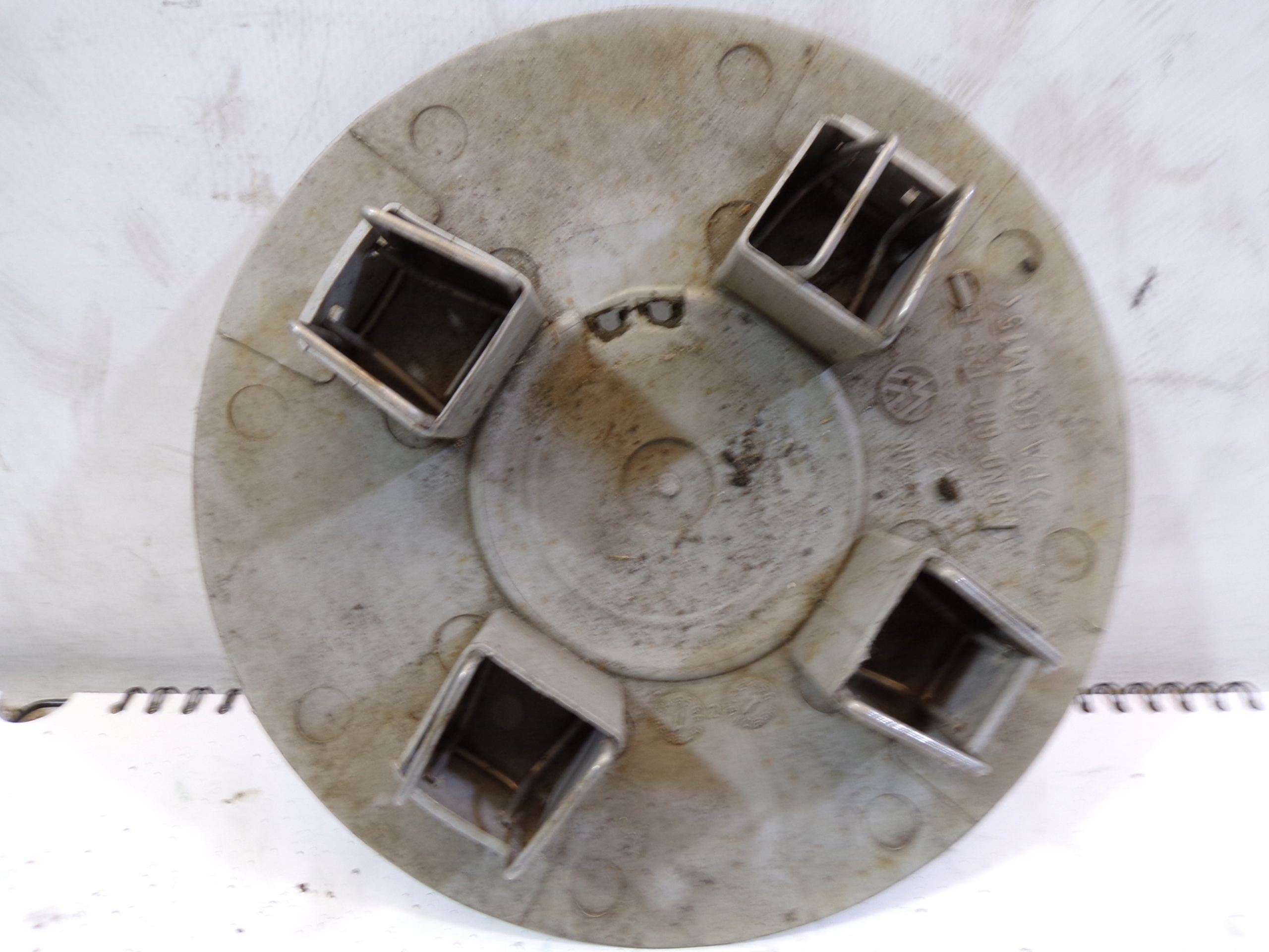 Coperchio DEKLE DEKIELKI VOLKSWAGEN 6N0601149E FI 175mm
