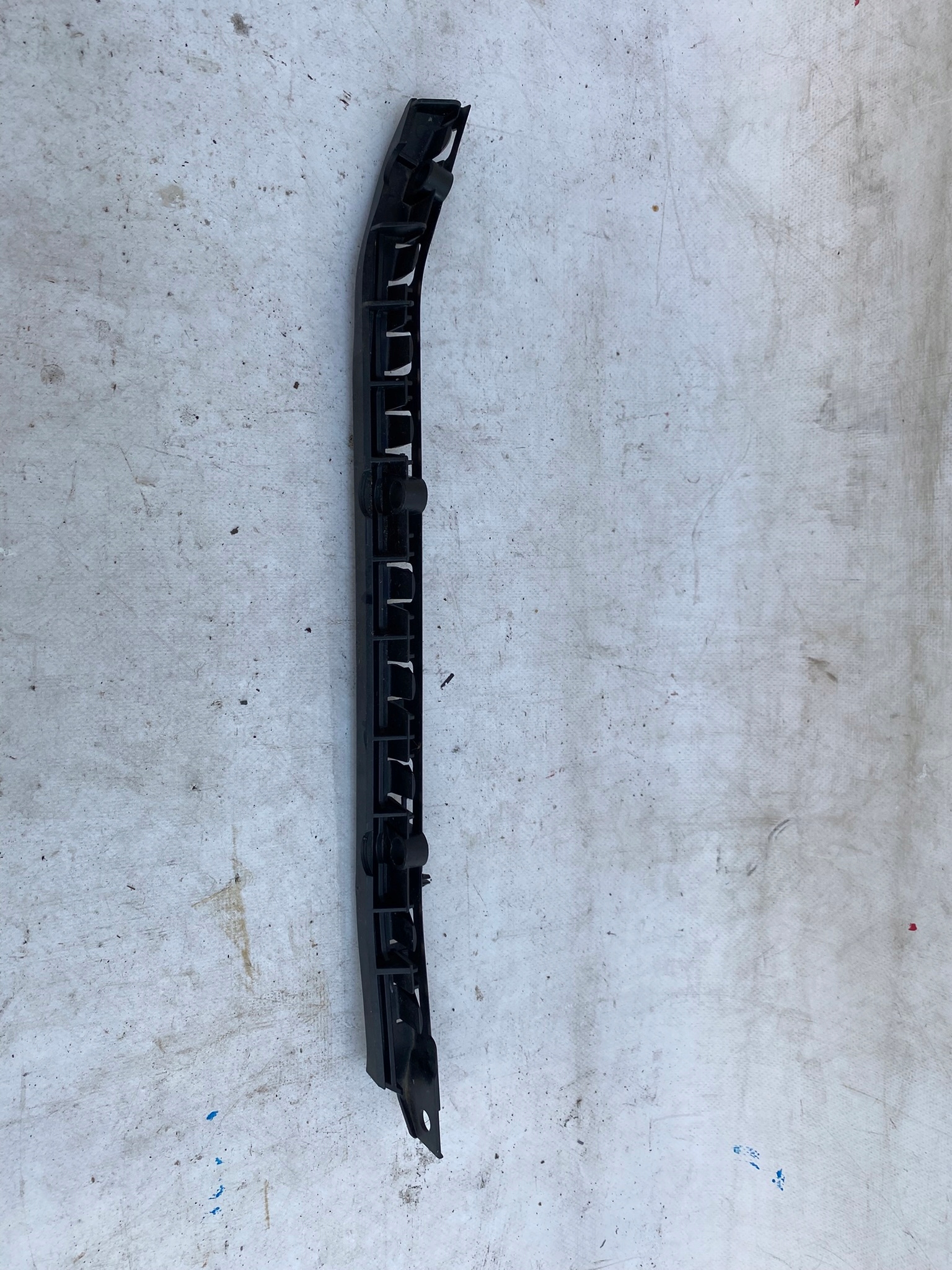 MERCEDES C-KLASA W204 bumper bracket right rear part rear