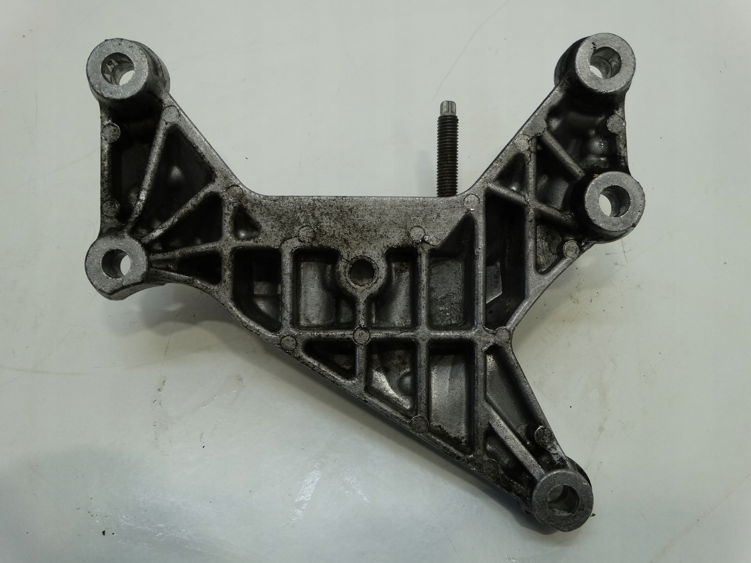 engine mount FORD TRANSIT CUSTOM 2.0 TDCI ECOBLUE 96KW GK2Q-6030-CA