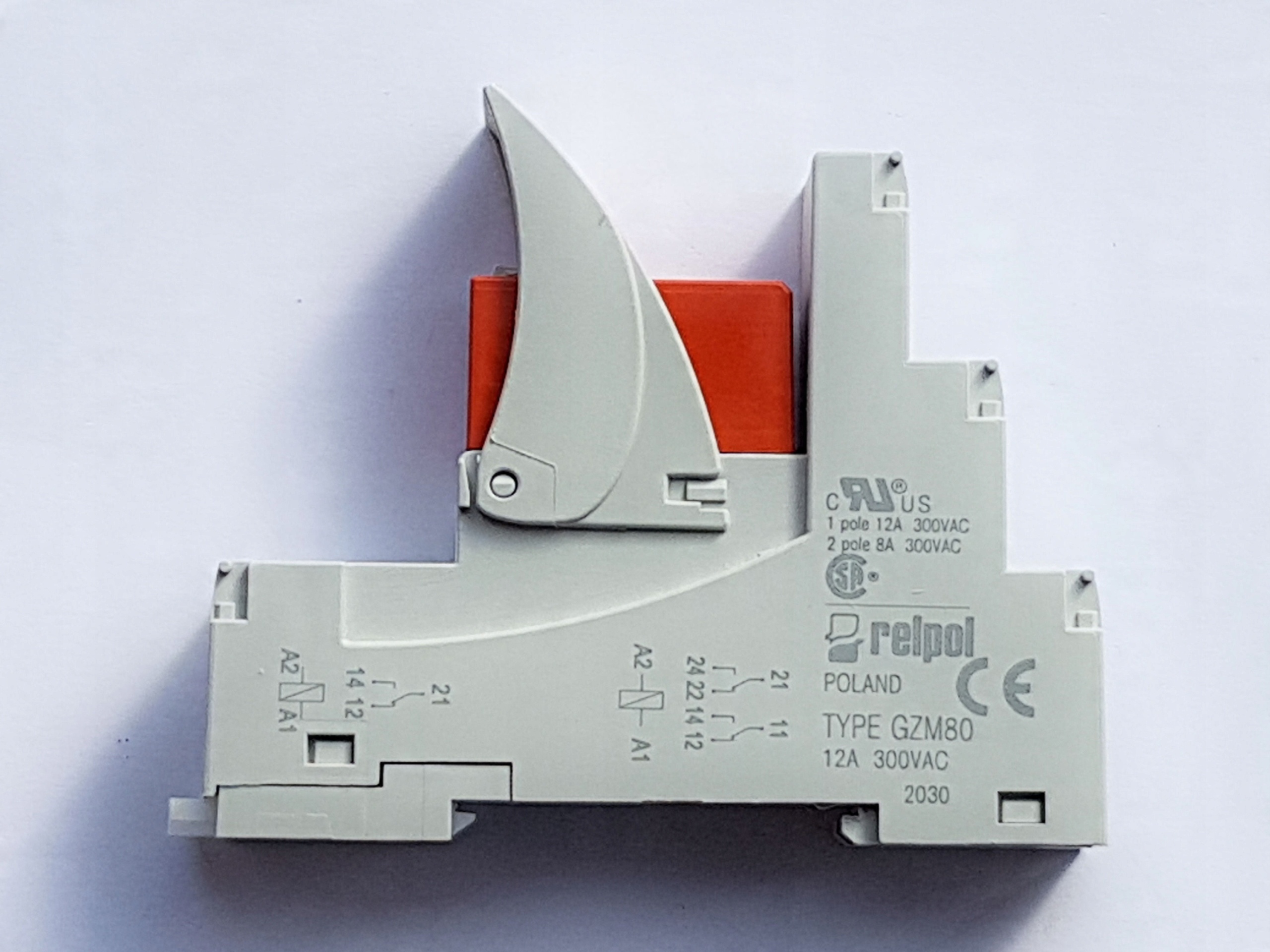 

przekaźnik 24V DC / 16A 250V Ac - na szynę Din