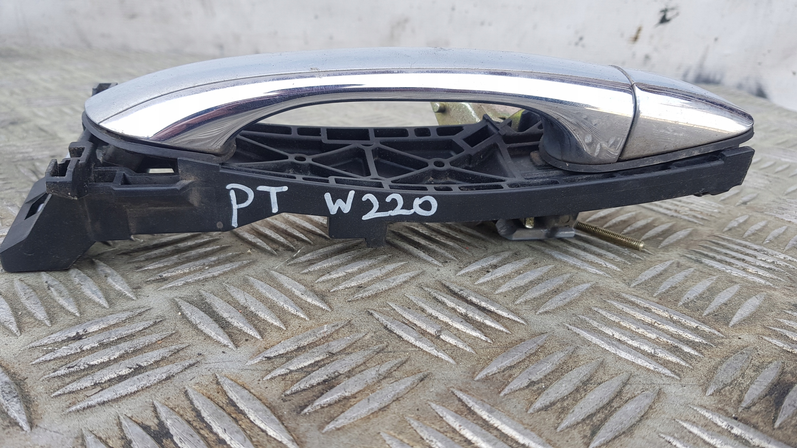 MERCEDES W220 347 handle right rear part exterior