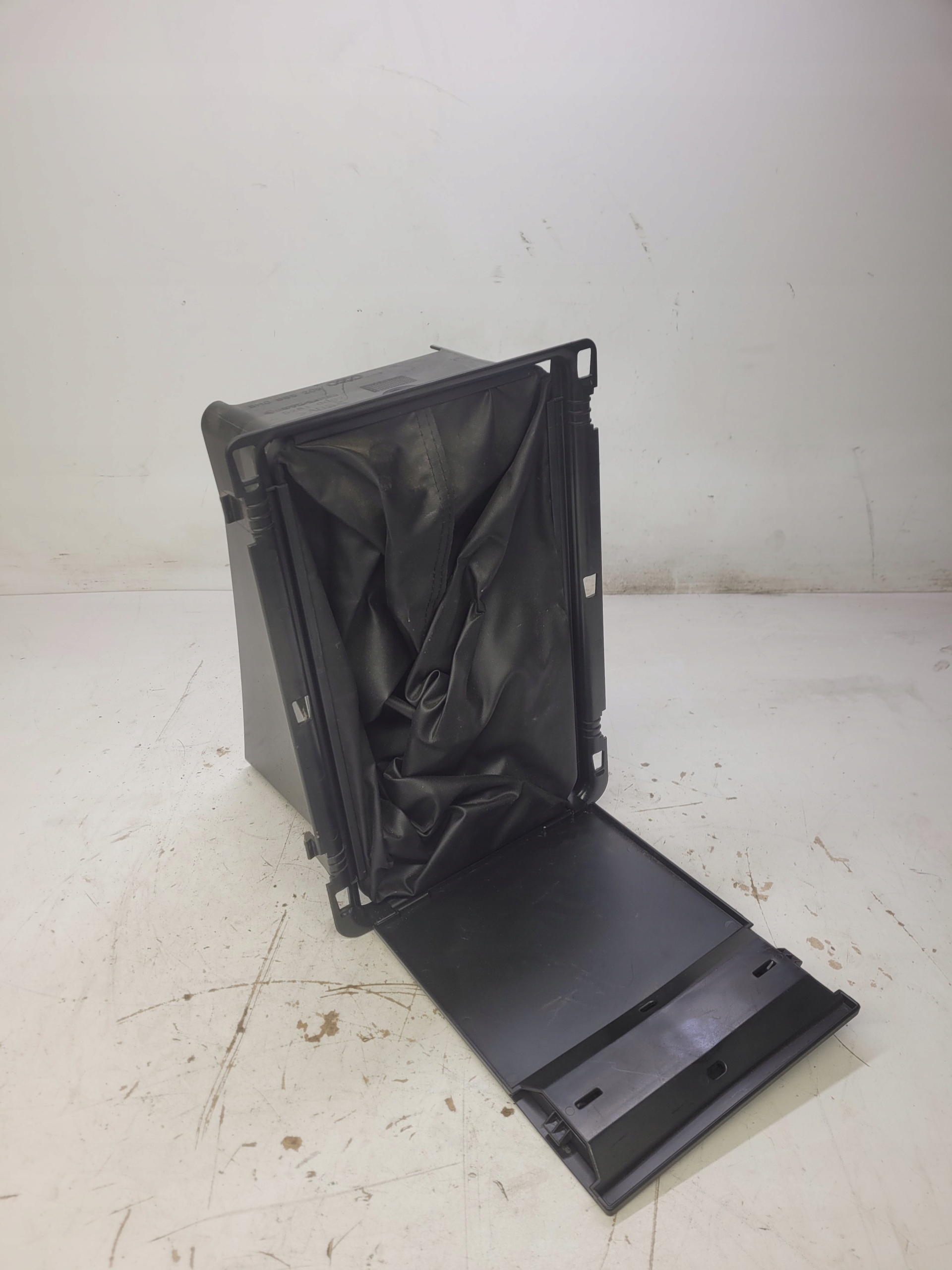 Handschuhfach Abdeckung, Hutablage TUNELU AUDI A4 B6 CABRIO 8H0885209