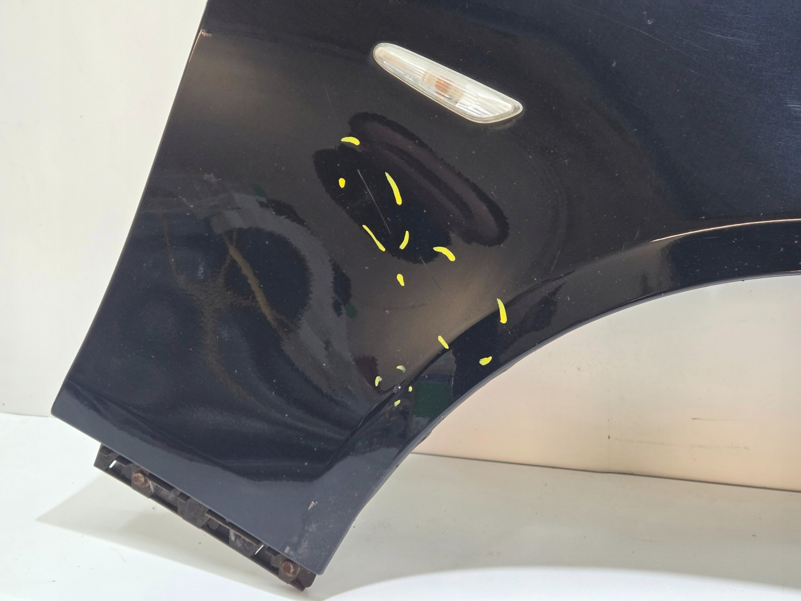 fender right front front BMW E60 E61 CARBONSCHWARZ