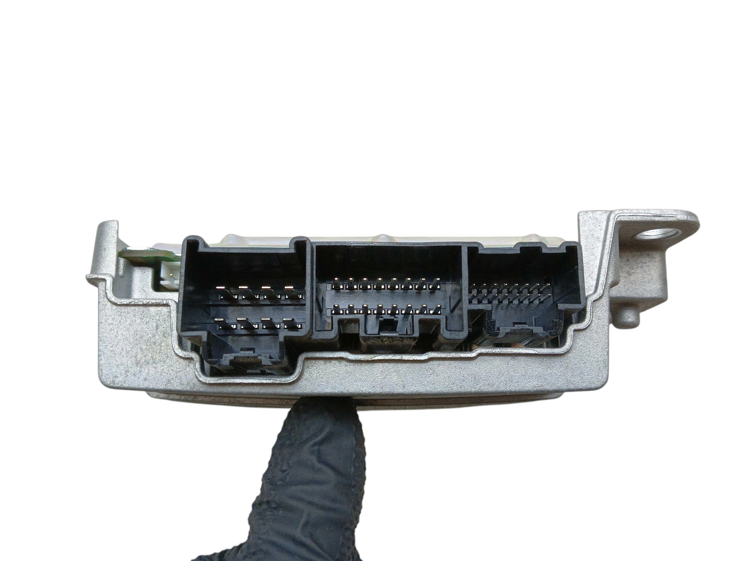 amplifier AUDIO BOSE RENAULT KADJAR 280637233R