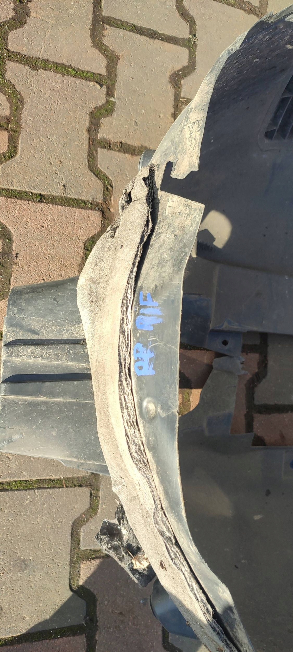 mudguard front front side right Peugeot Rifter 9817398480
