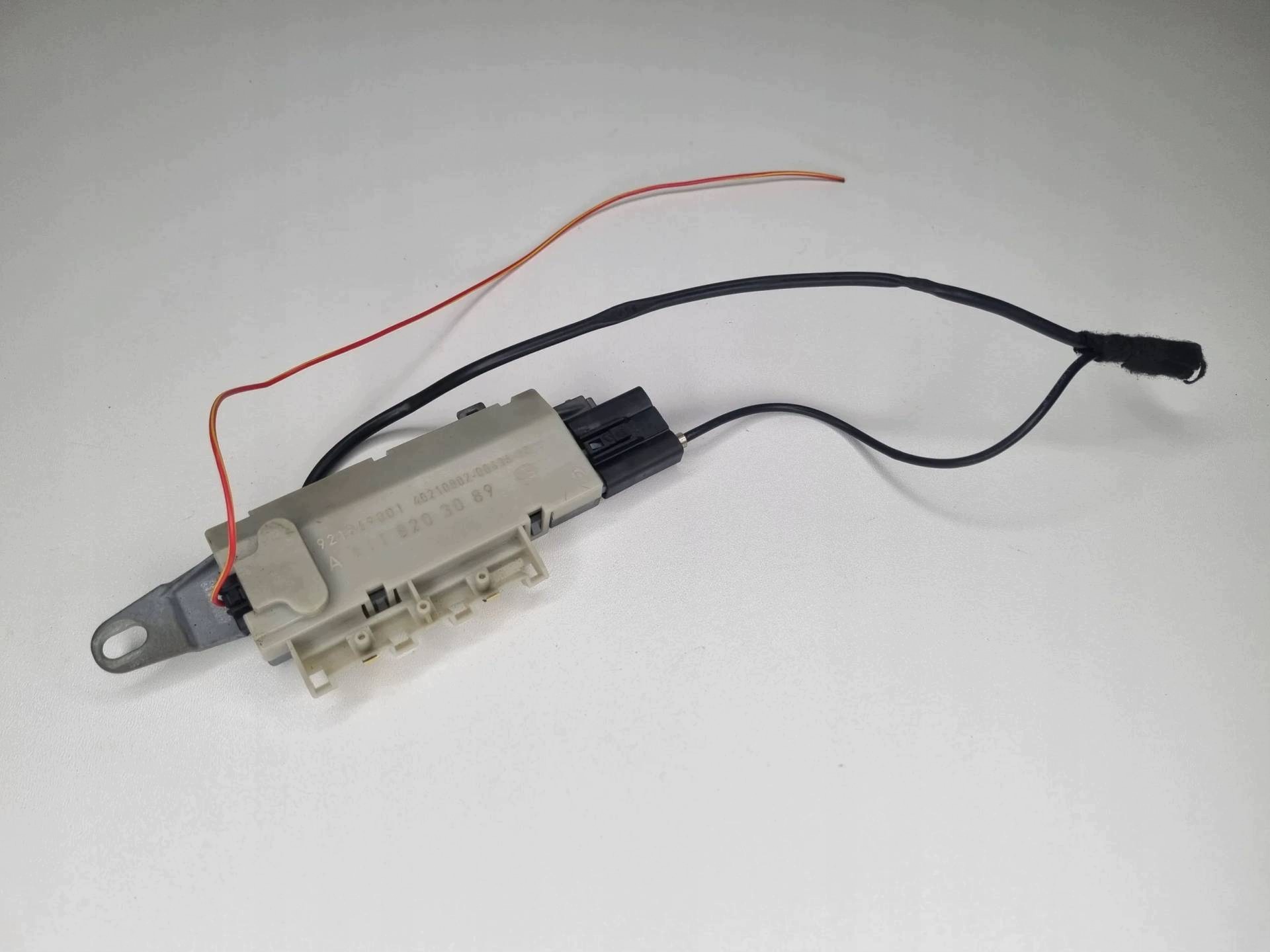 amplifier anteny Mercedes-Benz E W211 S211 2005 A2118203089
