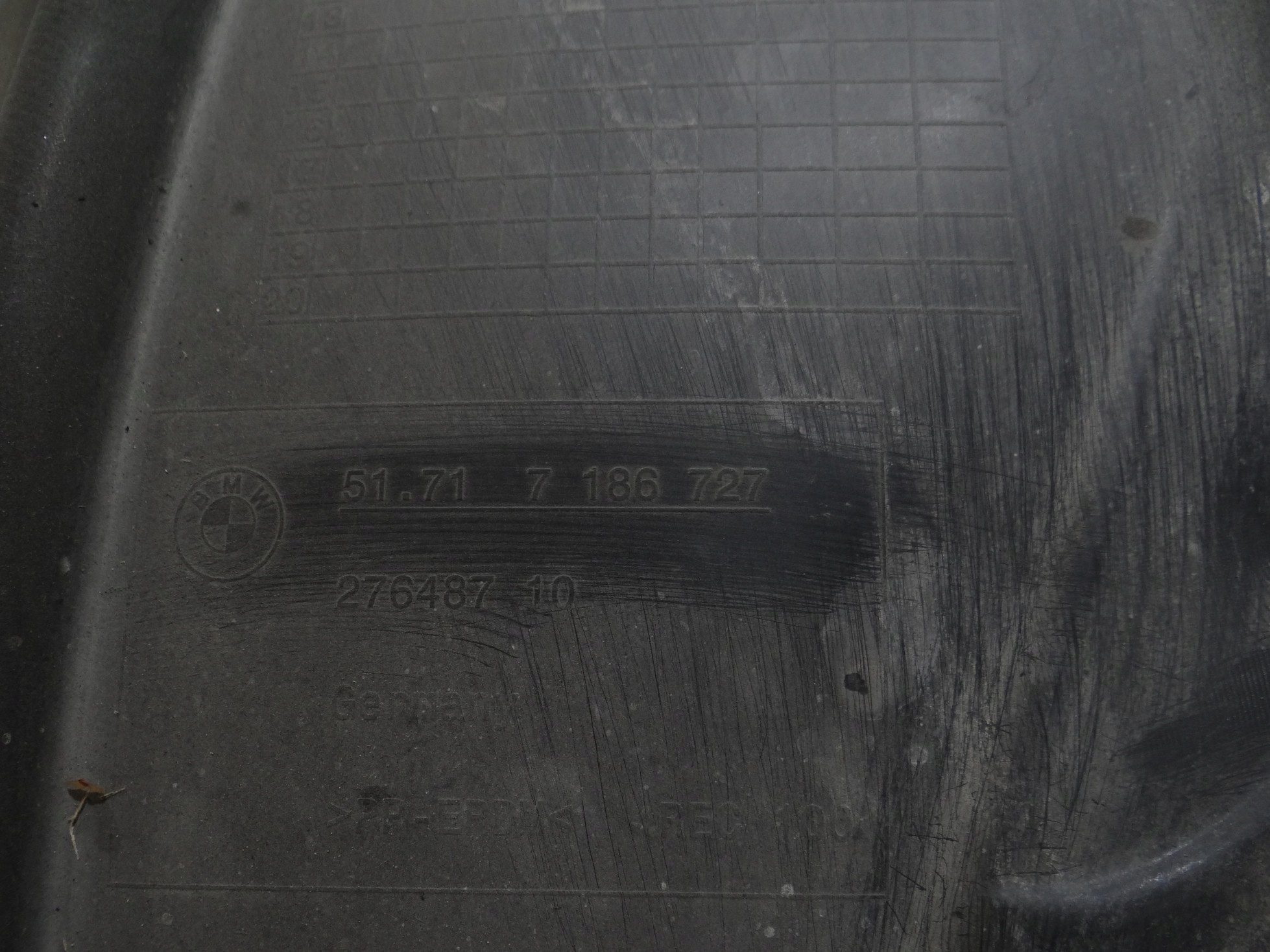 mudguard left front BMW F11 M PAKIET 7186727 (17245520)