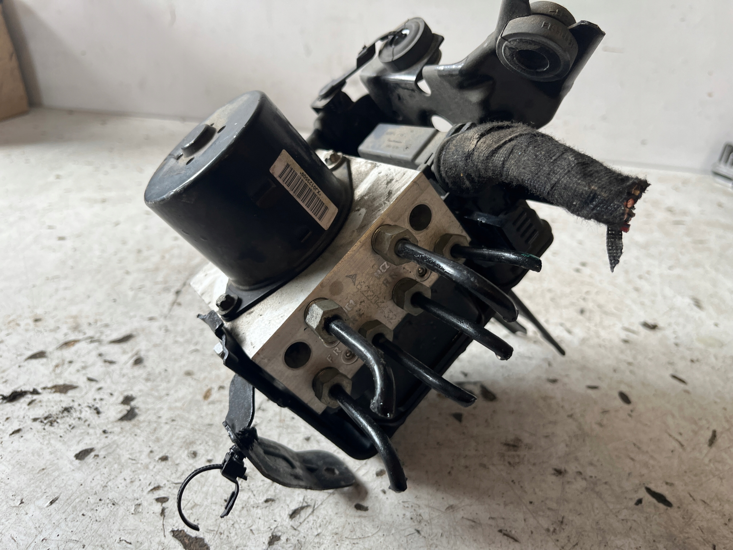 OPEL INSIGNIA A control unit ABS 22827930