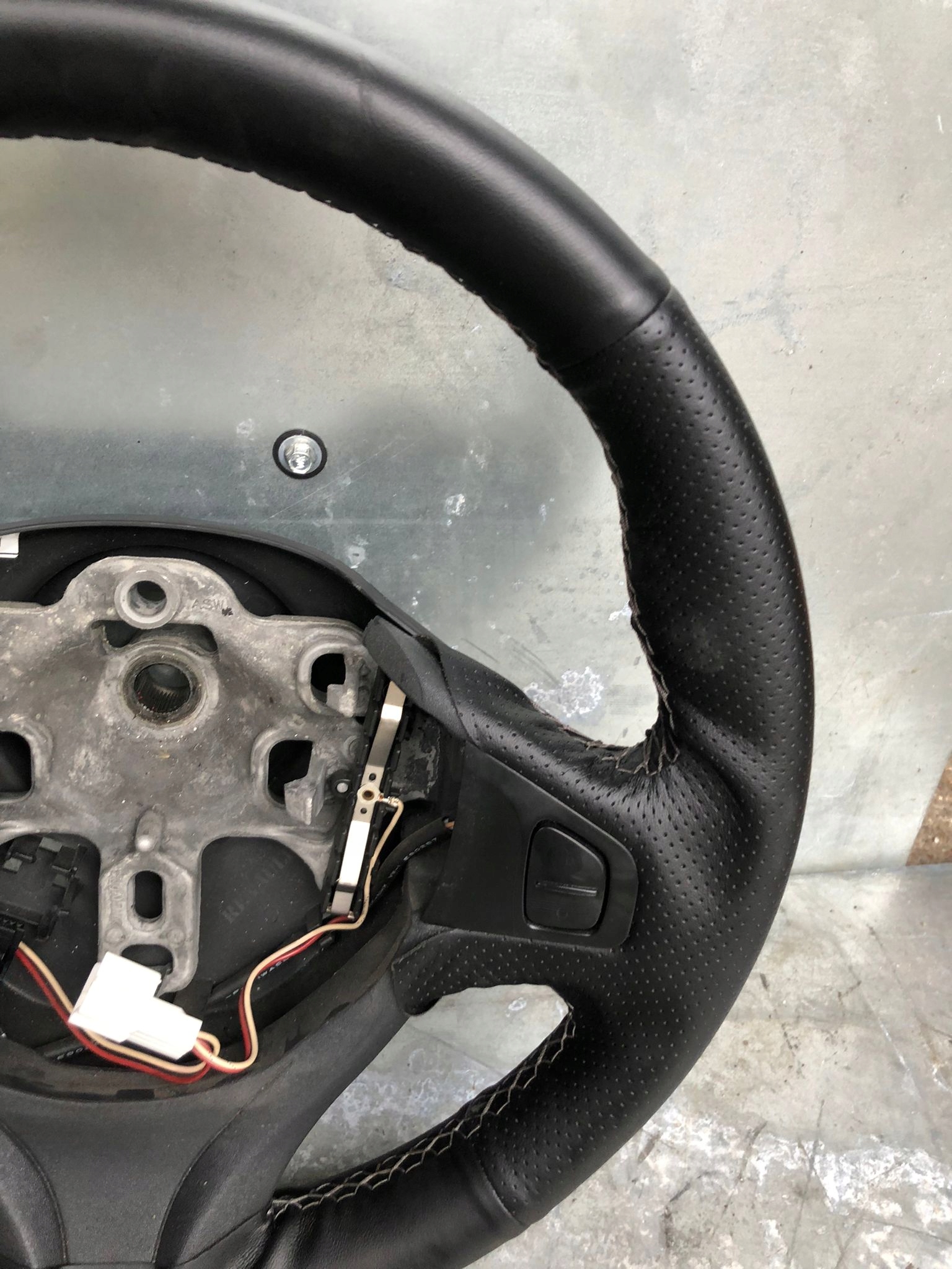lenkrad CLIO IV OBSZYTA Leder