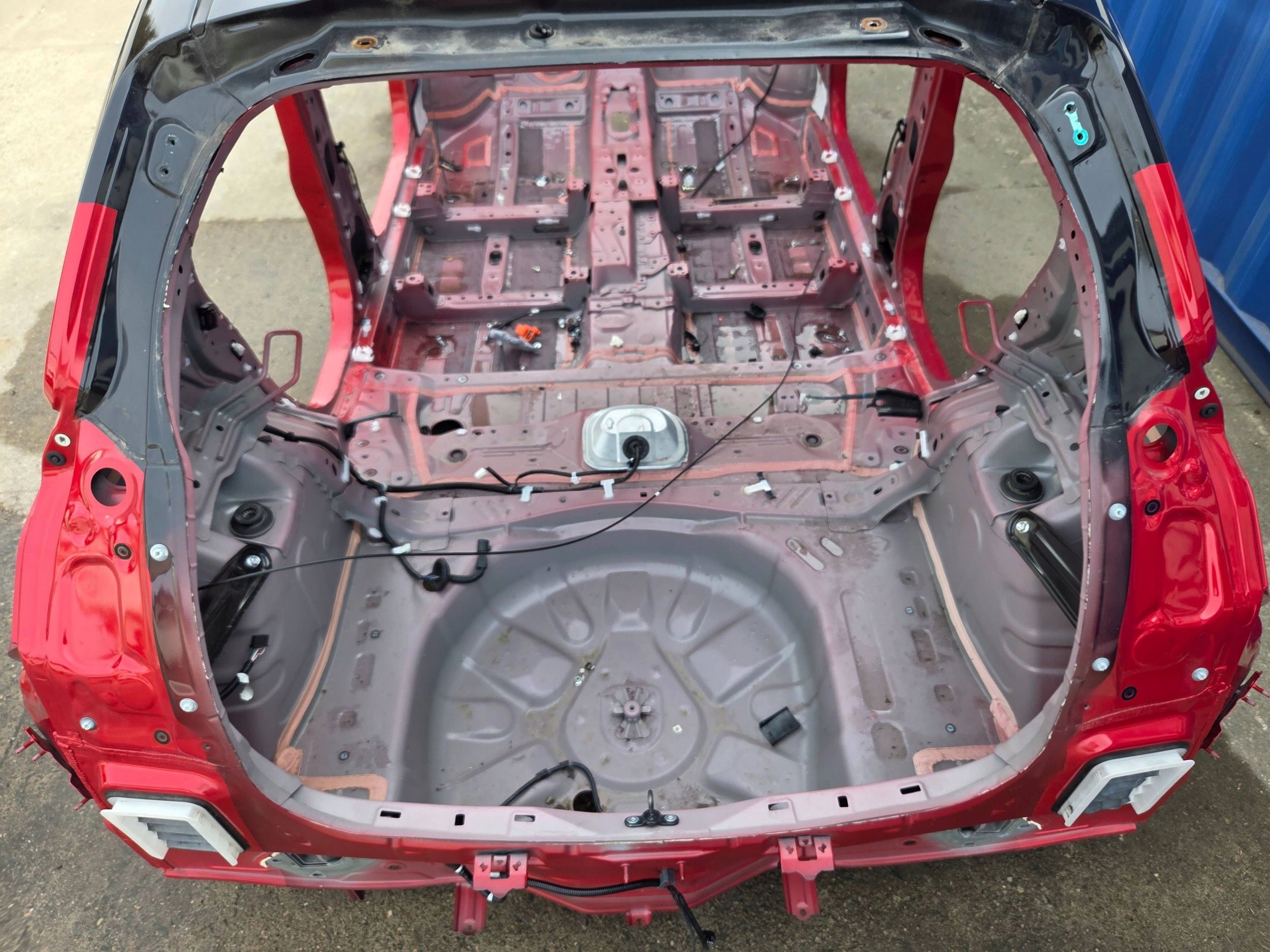 Toyota Yaris IV XP21 rear part floor boot