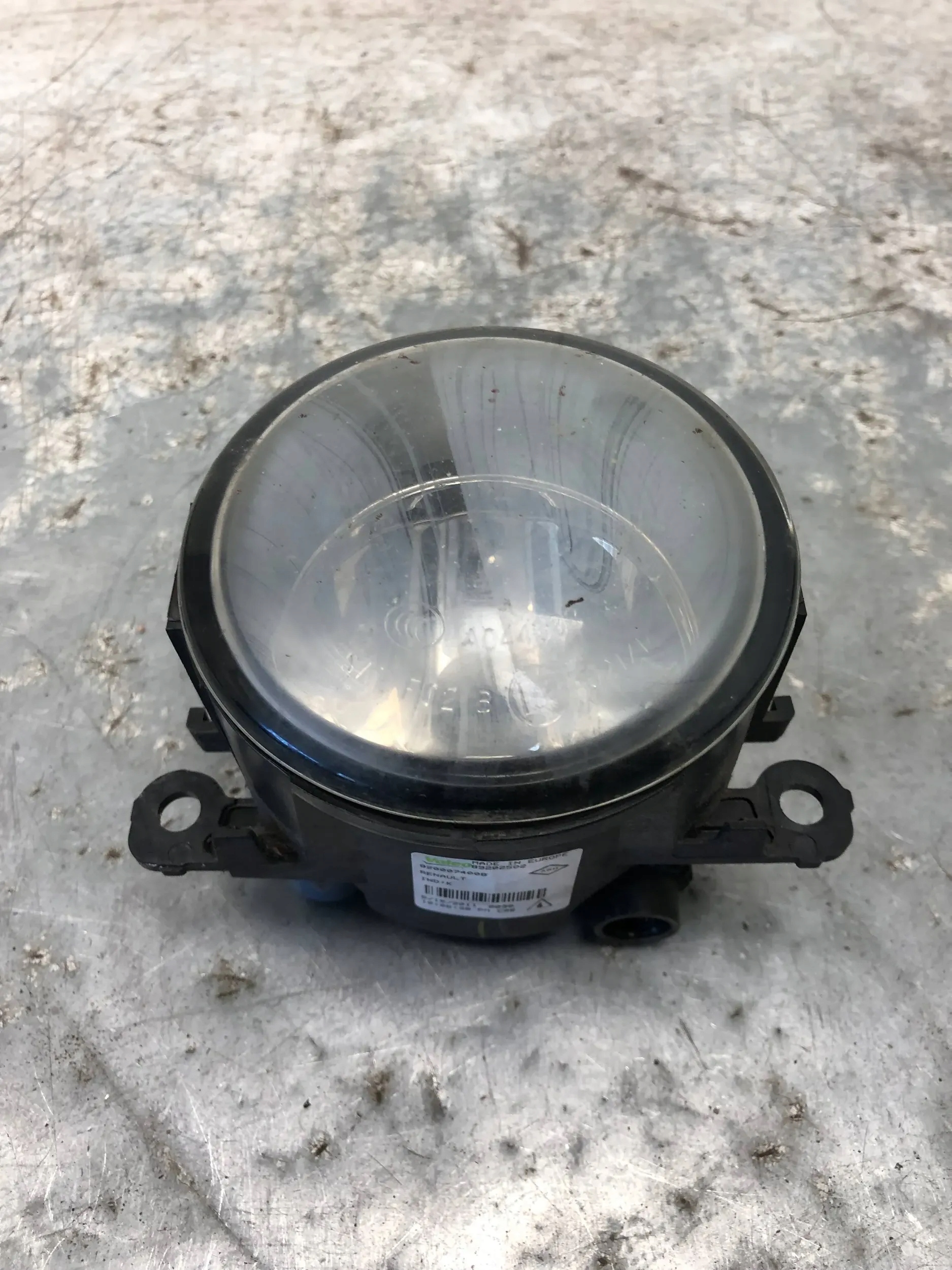 fog light front RENAULT SCENIC III 8200074008