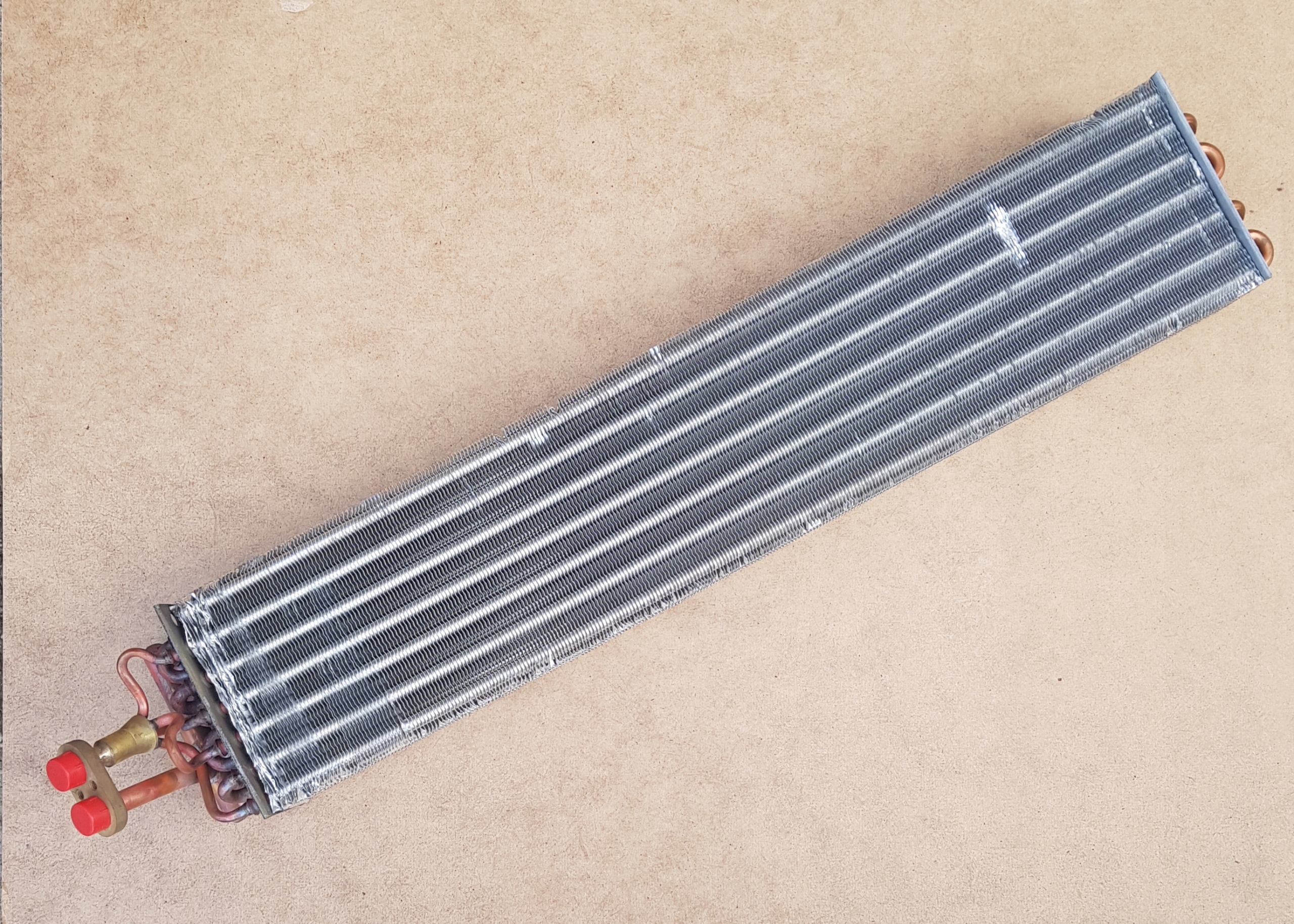 ОРИГИНАЛЬНЫЙ КУЛЕР NEW HOLLAND 9966190