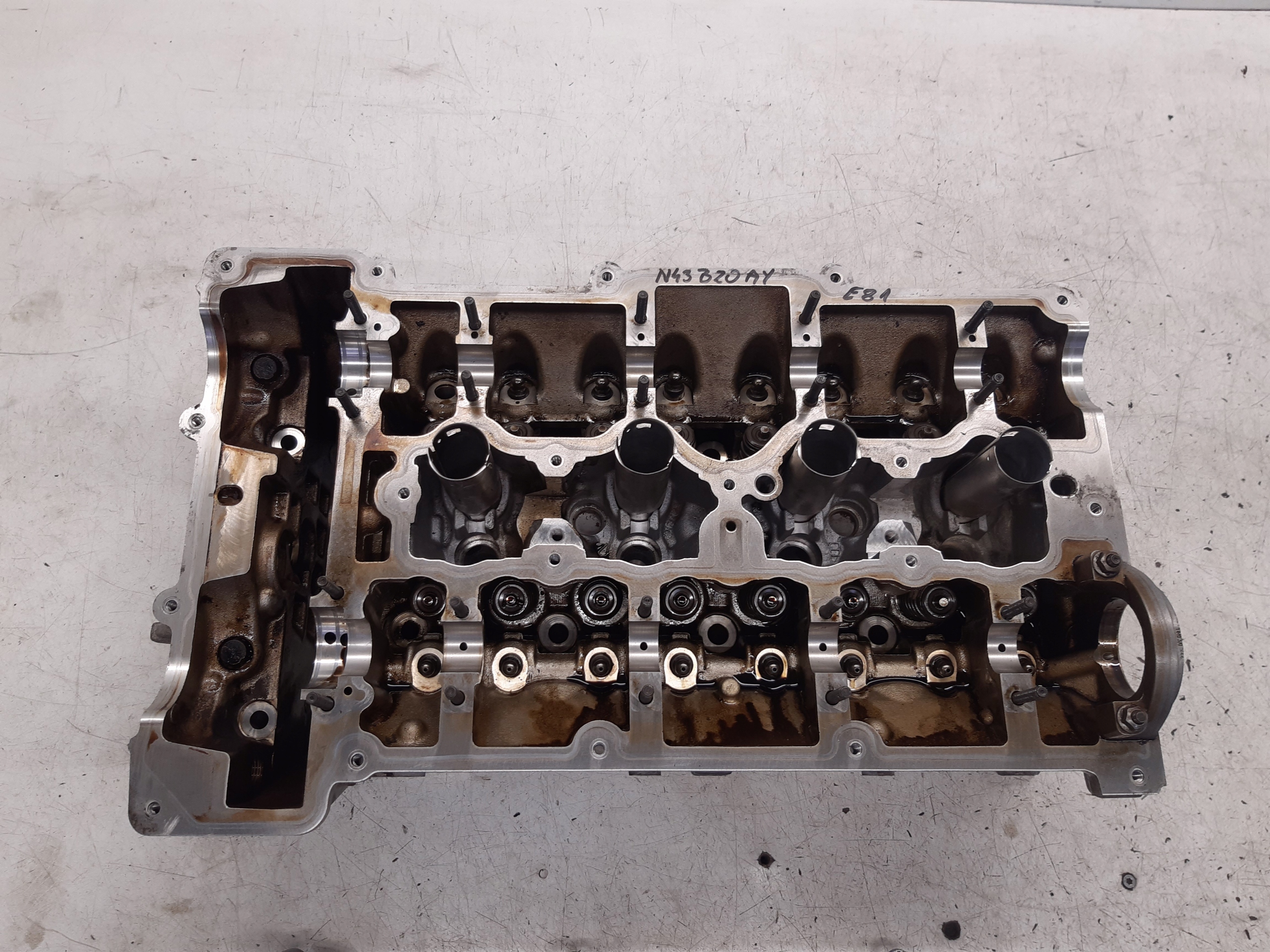 TESTATA sprawna 7559168 BMW E81