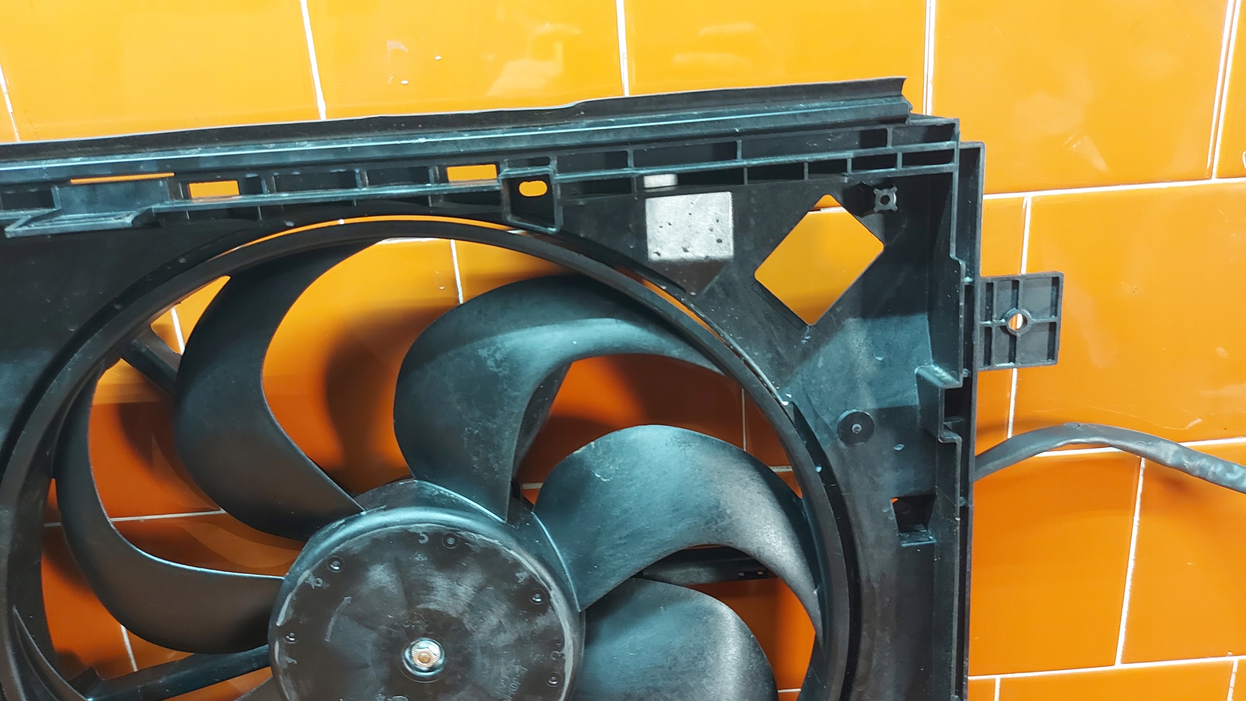 obal ventylátora ventilátor chladiče TOYOTA PROACE JUMPY EXPERT 16
