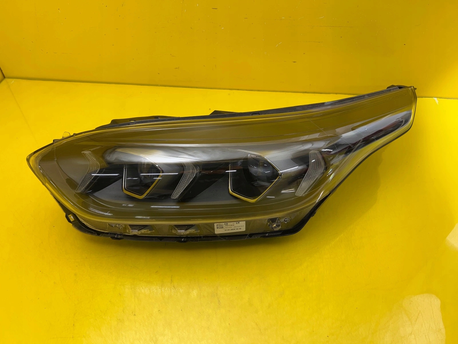 light left Kia Ceed III Lift Full Led 92101J7500