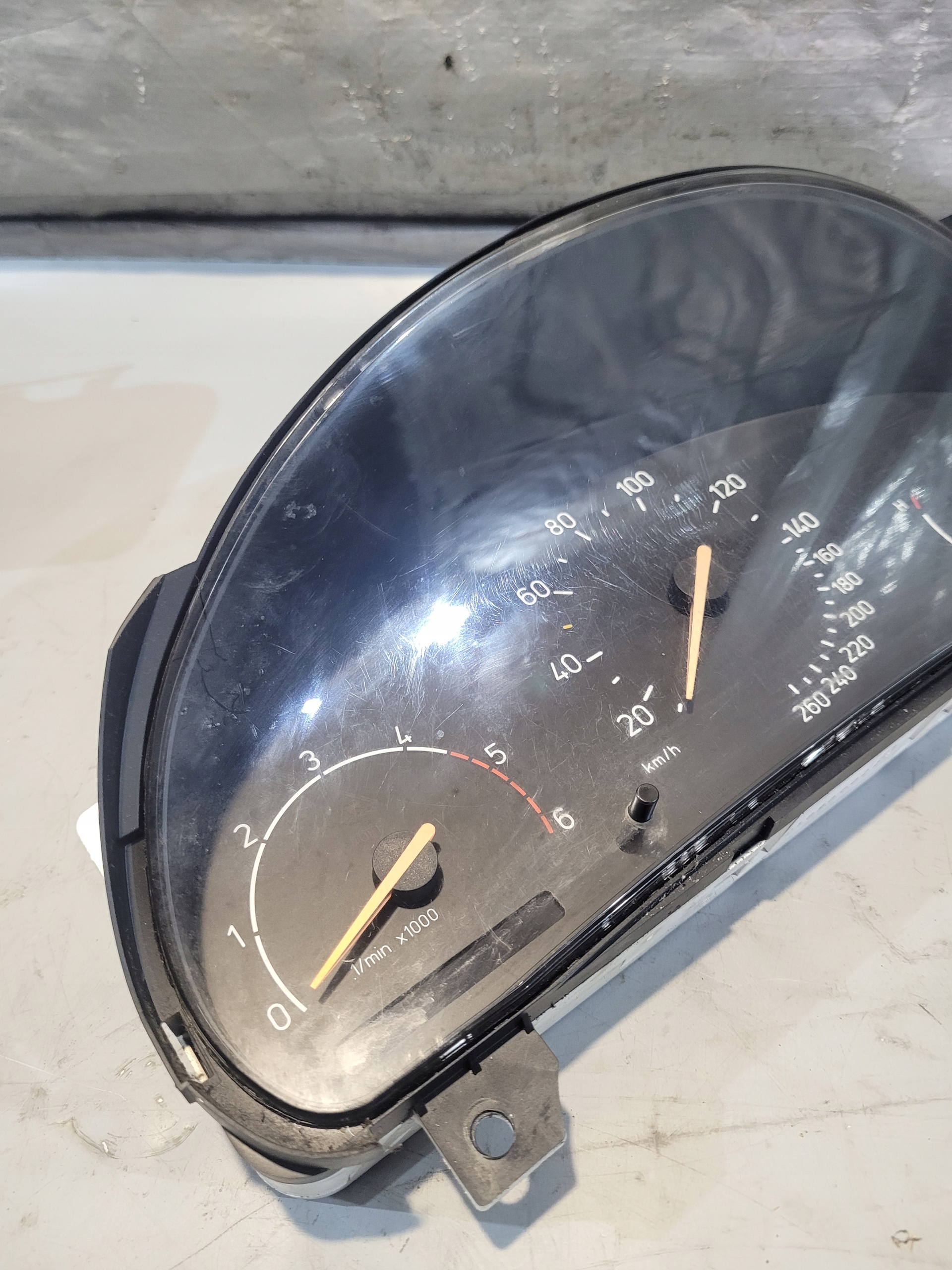 dials dials OE 5373188 SAAB 9-3 and 98-02r. EU 2.2D