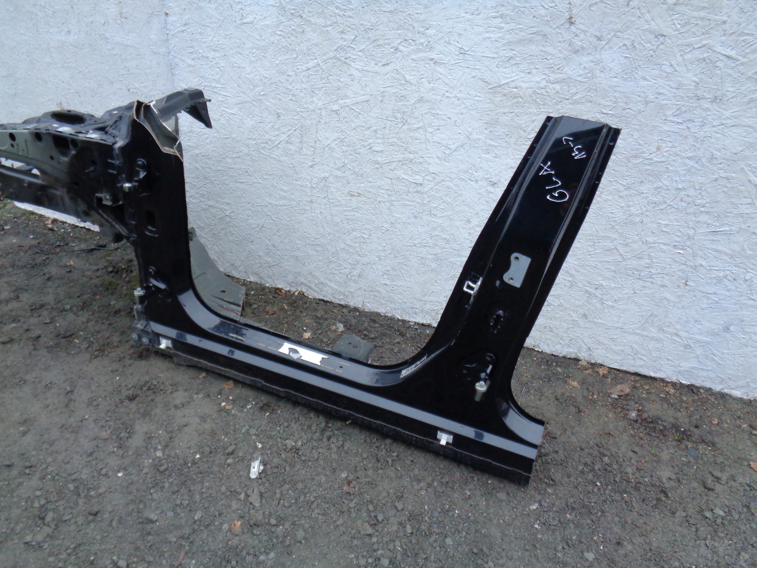 MERCEDES GLA W156 X156 13-19r quarter right threshold pillar A + B left