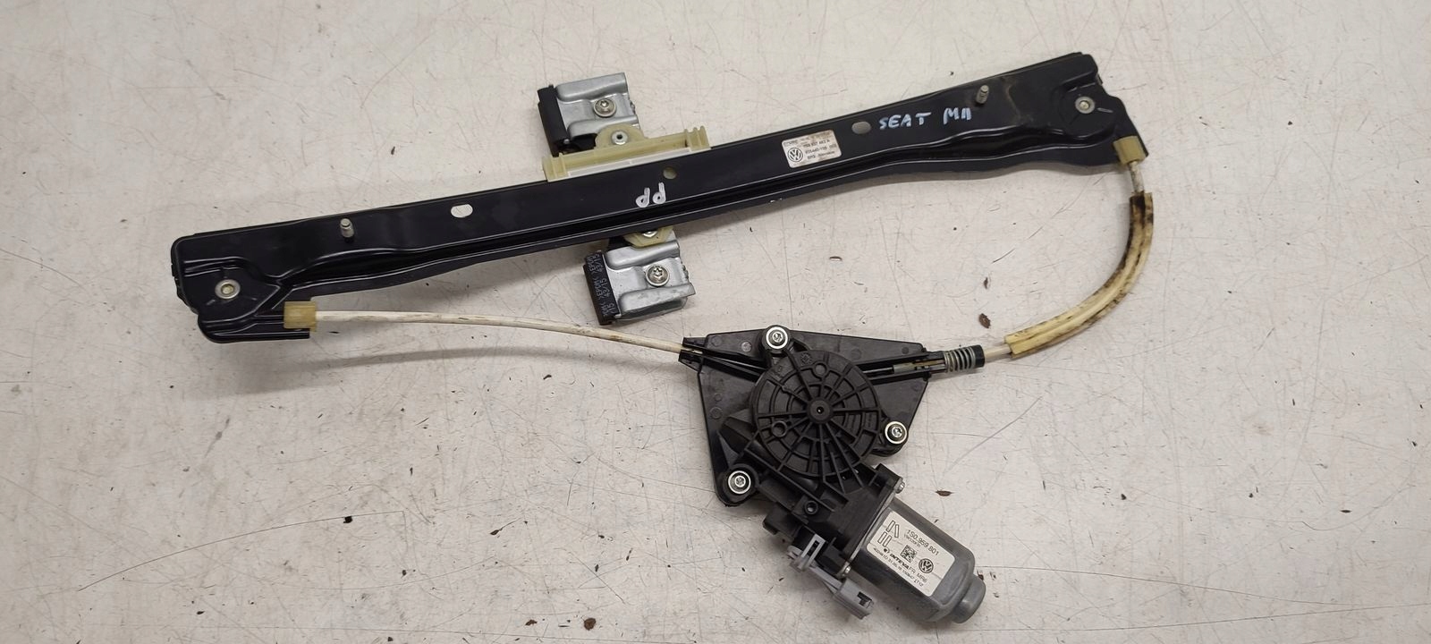 window regulator right front Seat Mii 1,0 MPI