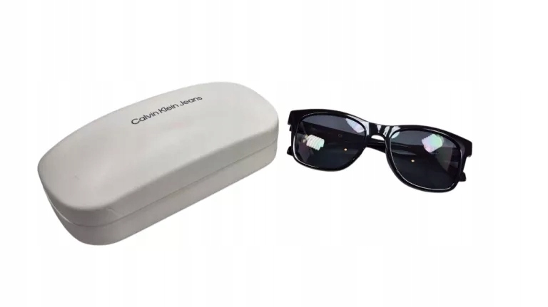 OKULARY PRZECIWSŁONECZNE CALVIN KLEIN CKJ22610S + ETUI