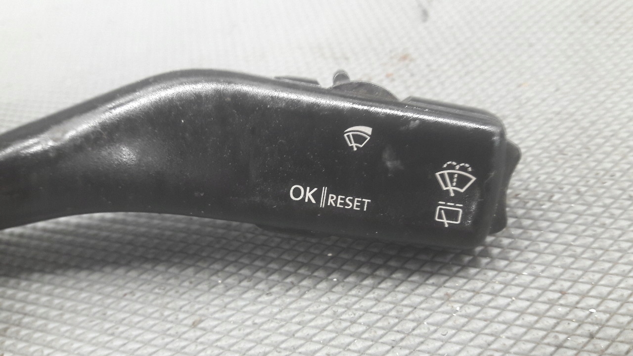 1K0953519A Przelacznik wycieraczek seat leon Typ samochodu Samochody osobowe