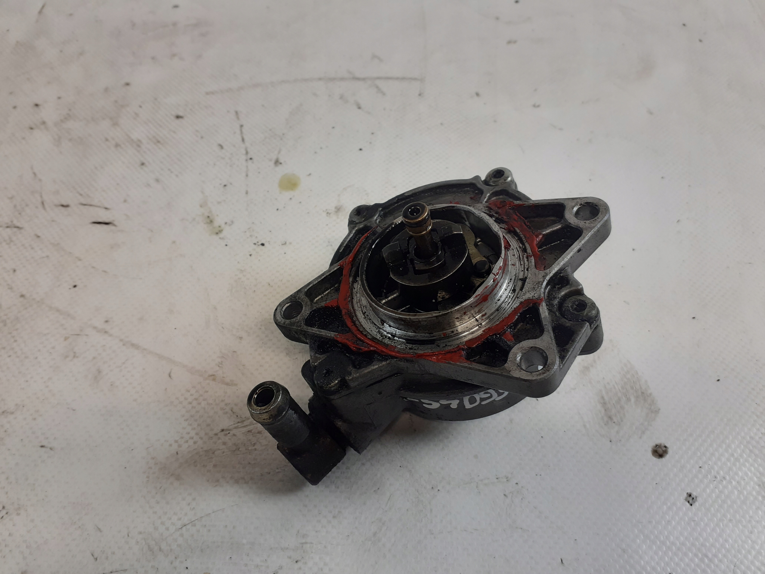 pump VACUM AUDI A4 B5 2.5 TDI