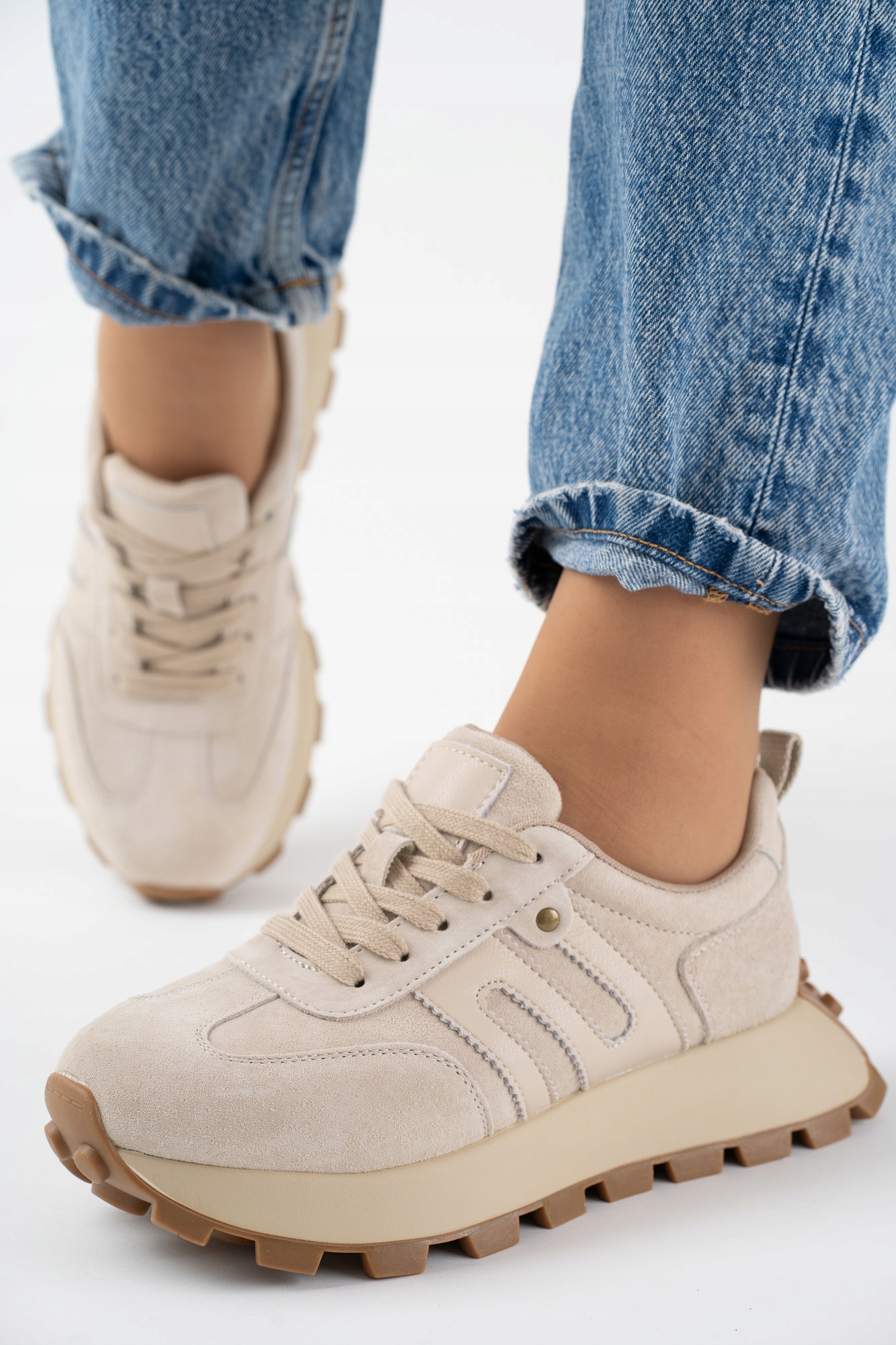 Beżowe skórzane sneakersy damskie buty sportowe 40