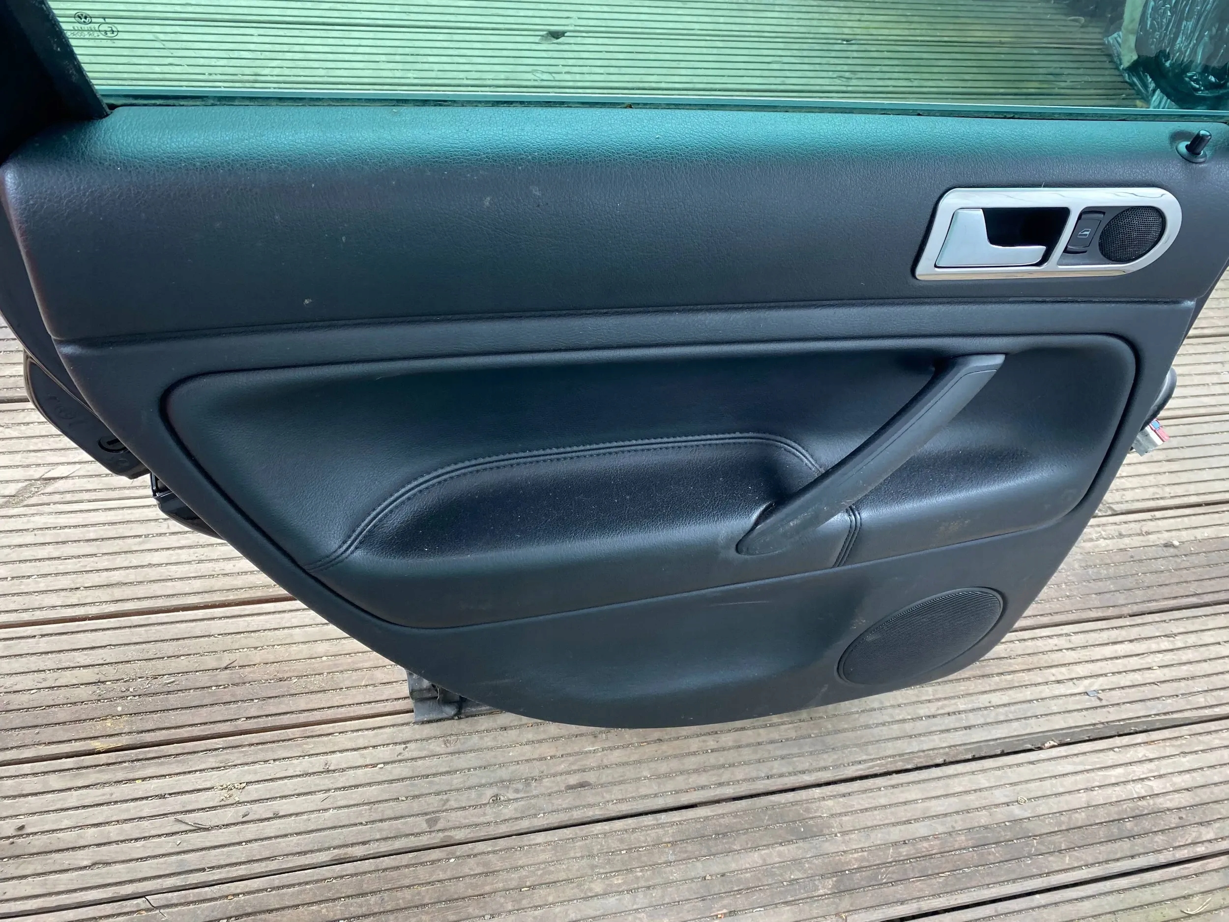 VW PASSAT B5 FL LIFT komplet Tür links heck LC9Z