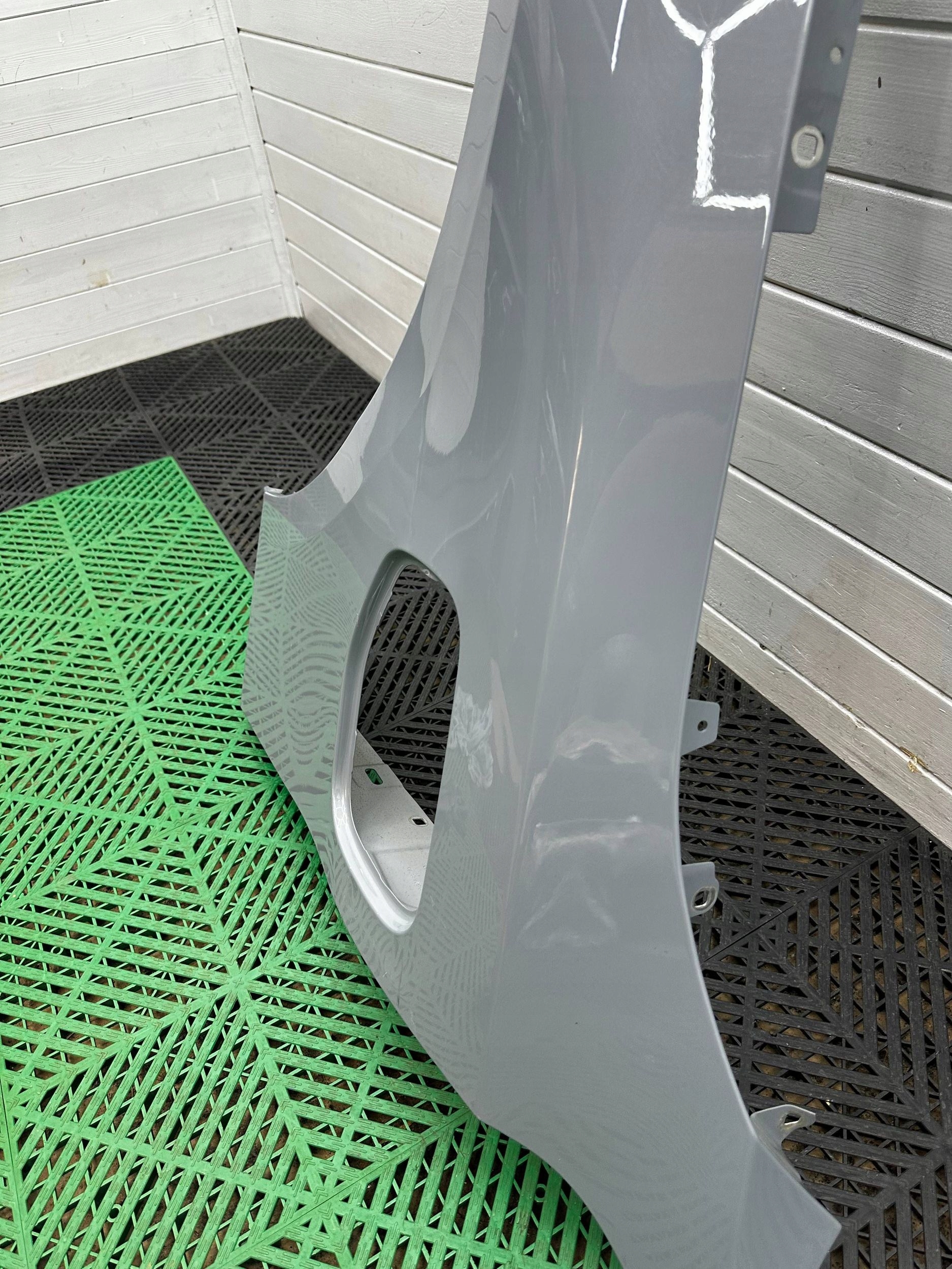 fender front side left BMW 5 G60 G61 HYBRYDA