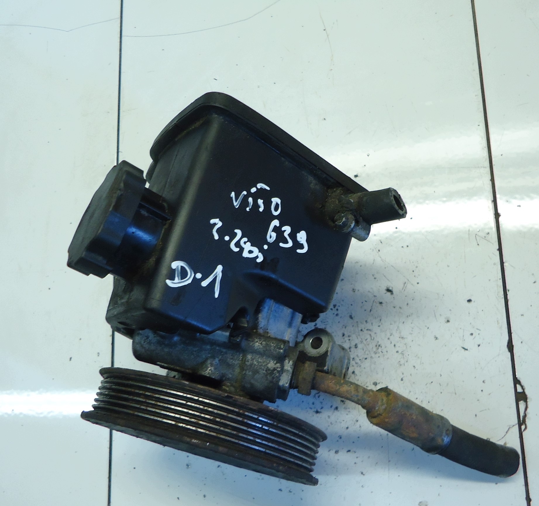 MERCEDES VITO W639 2.2CDI servo pump